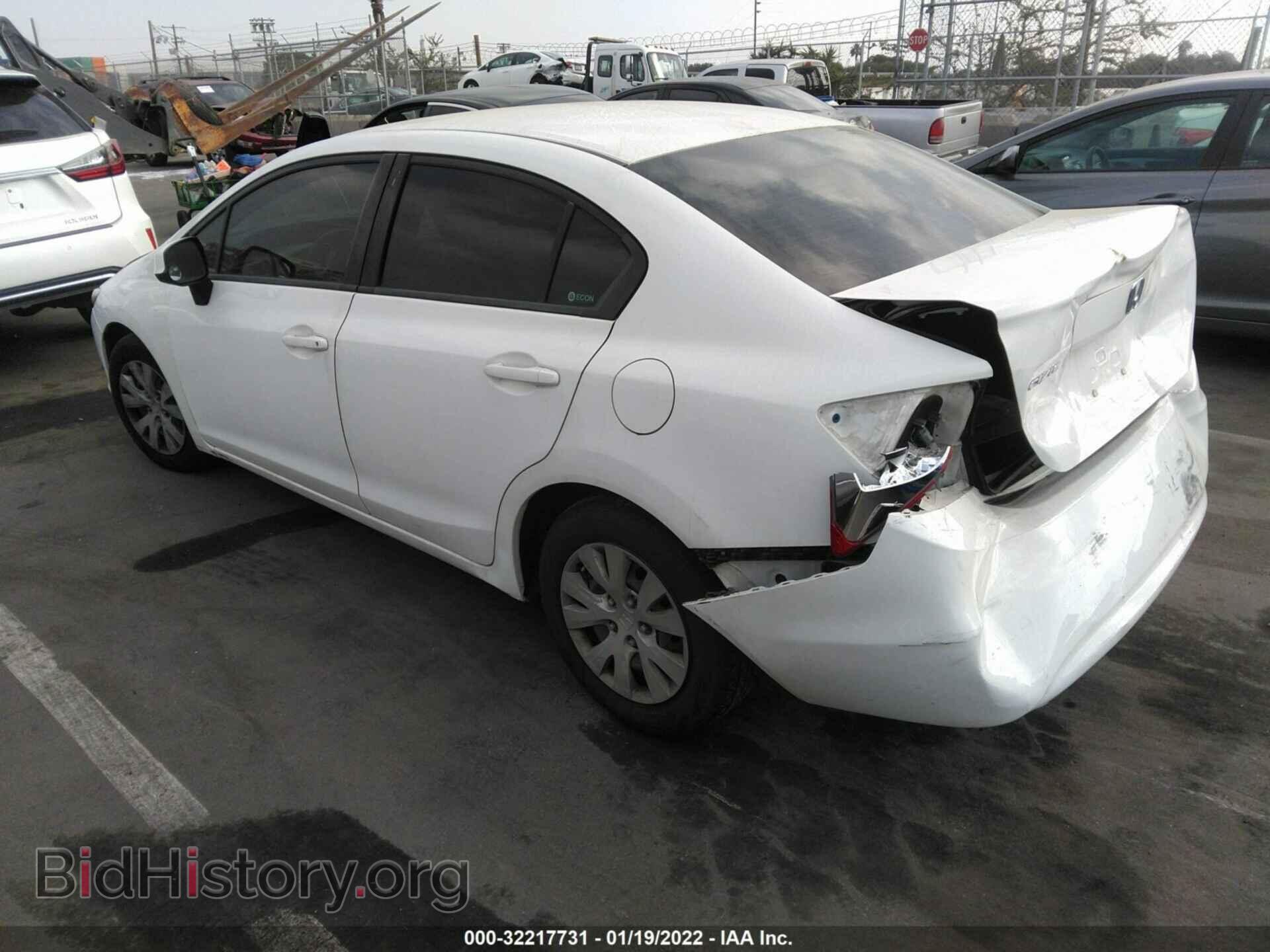 2012 HONDA CIVIC SDN - VIN: JHMFB2F5XCS004812 - Фото 3