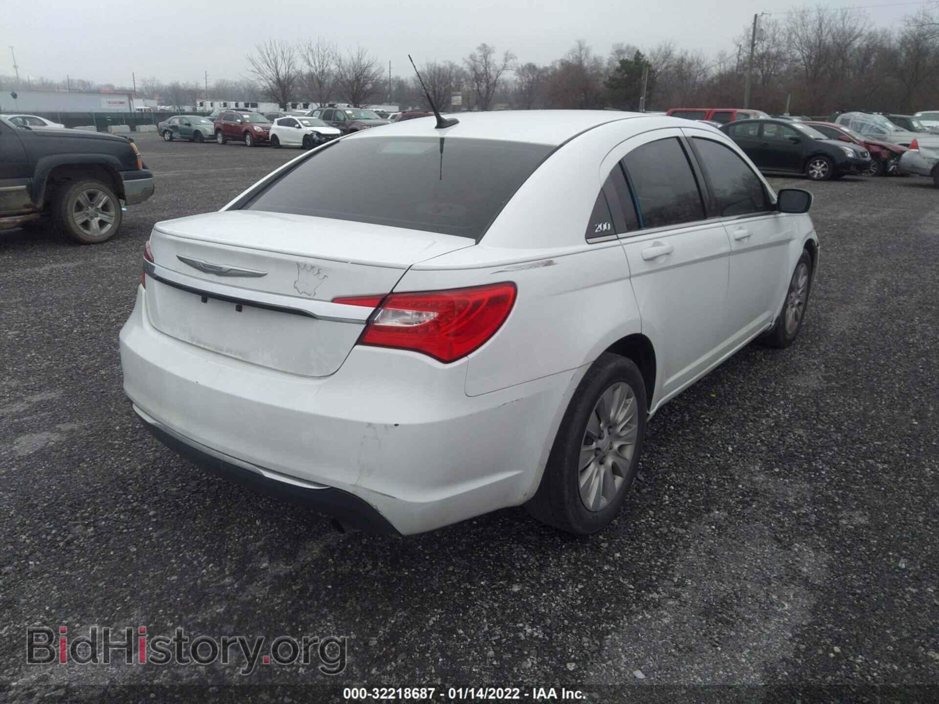 2012 CHRYSLER 200 - VIN: 1C3CCBAB6CN320791 - Фото 4