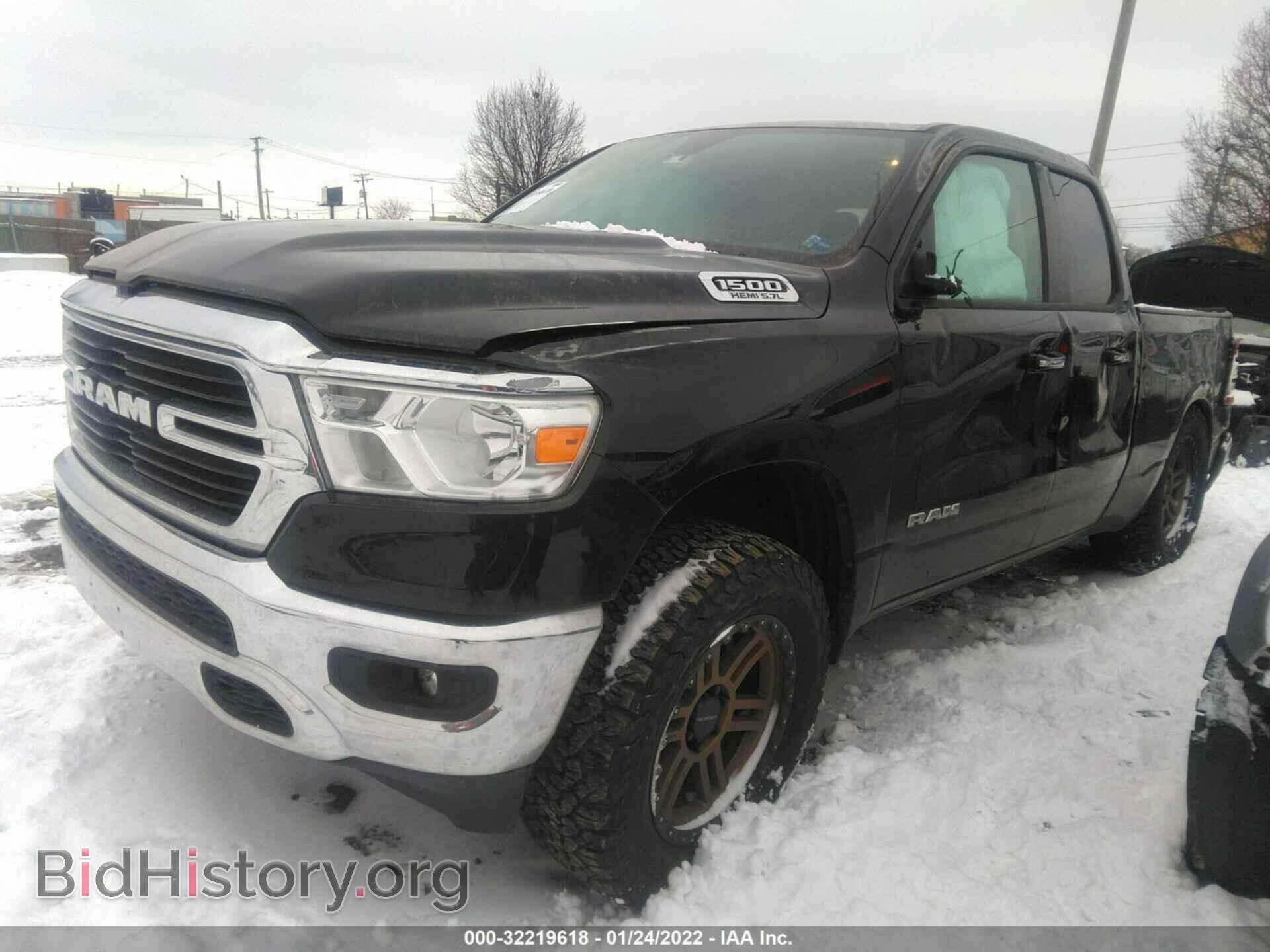 2020 RAM 1500 - VIN: 1C6SRFBT0LN201176 - Фото 2