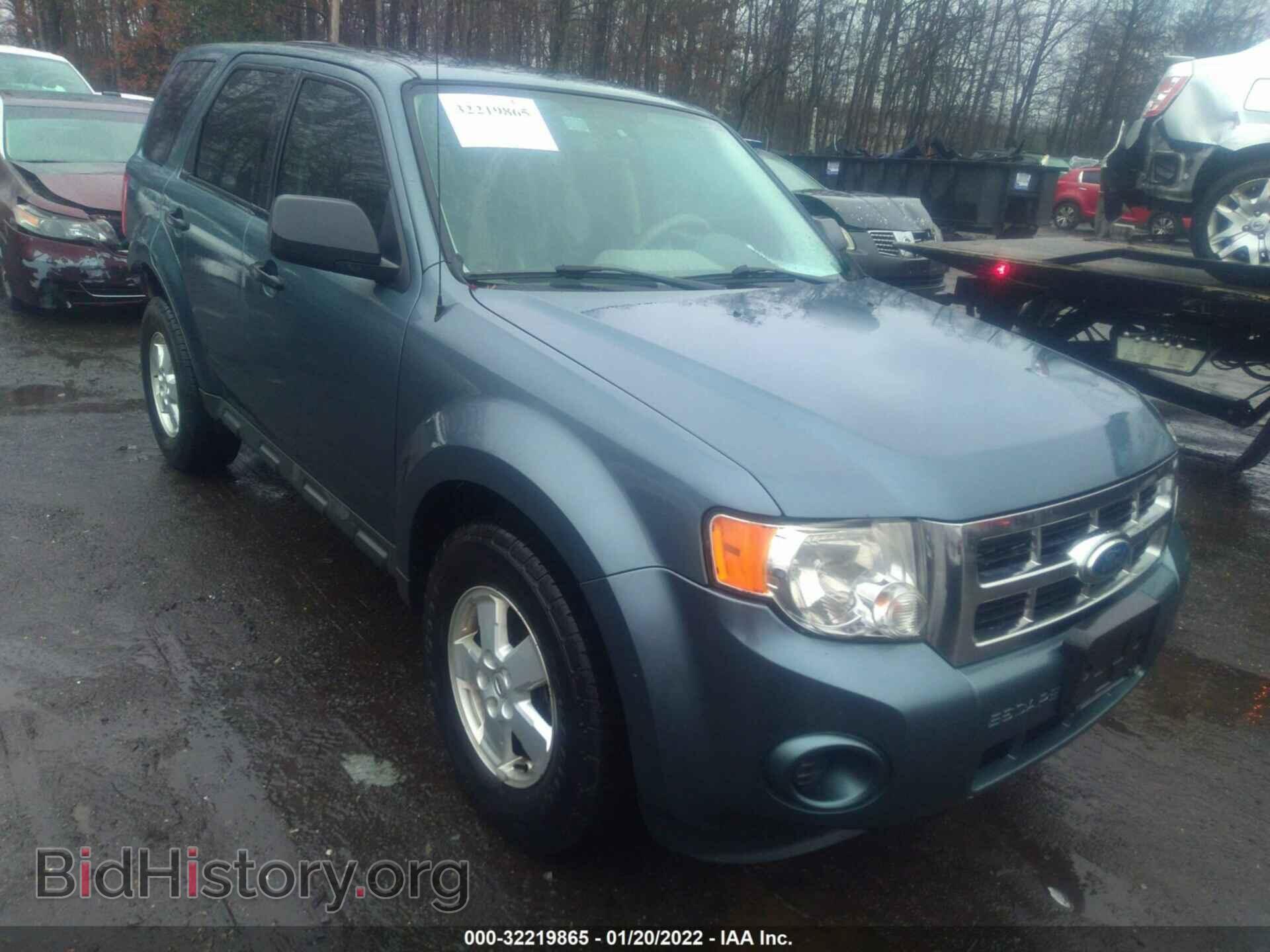 Фотография 1FMCU0C79CKB39302 - FORD ESCAPE 2012