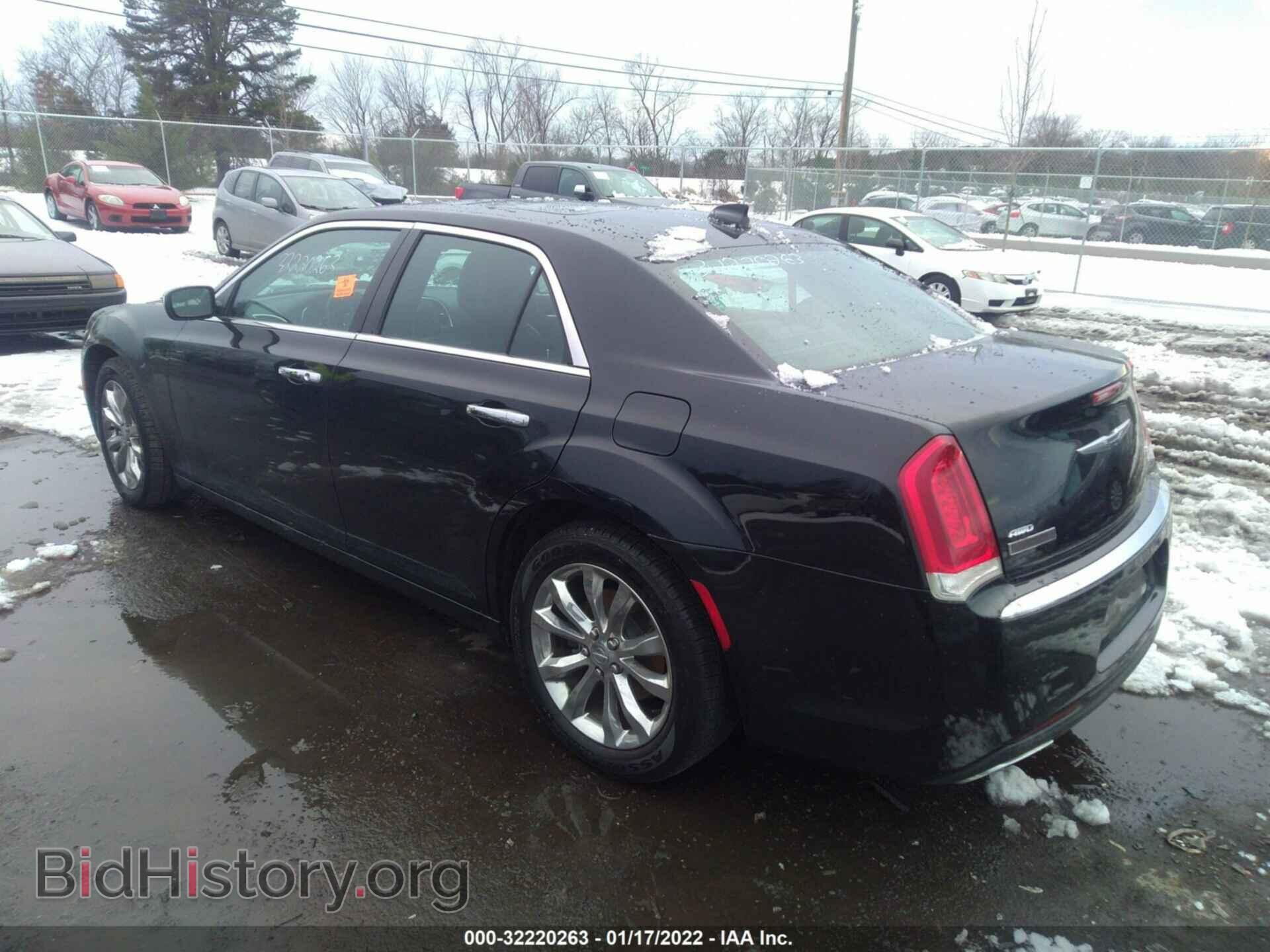 2015 CHRYSLER 300 - VIN: 2C3CCAKG6FH814473 - Фото 3