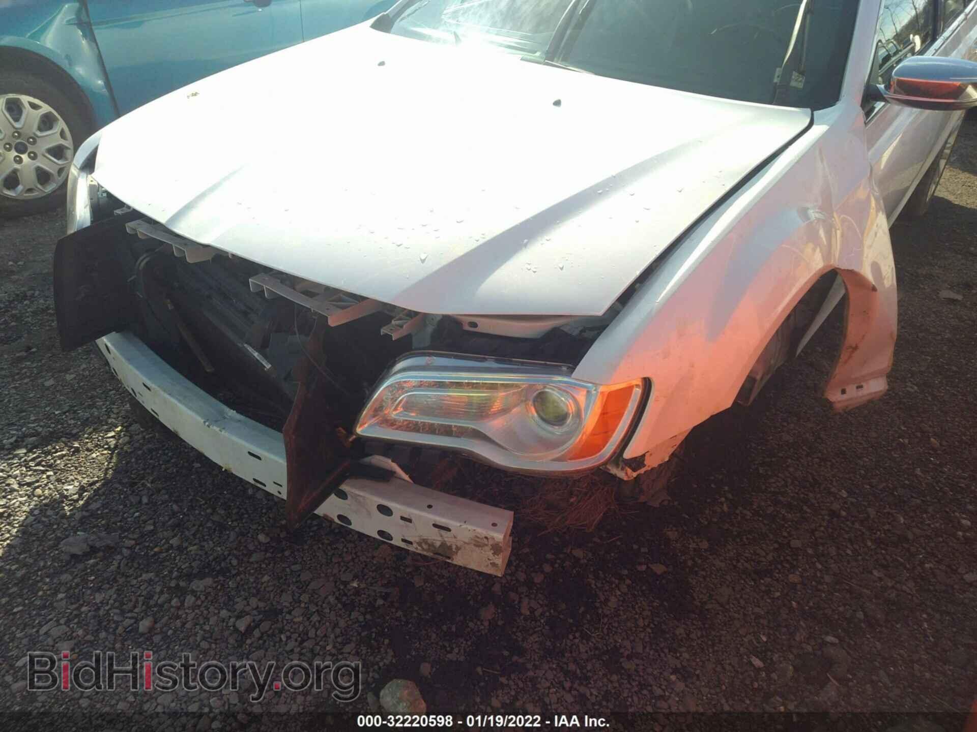 2012 CHRYSLER 300 - VIN: 2C3CCAET4CH232893 - Фото 6