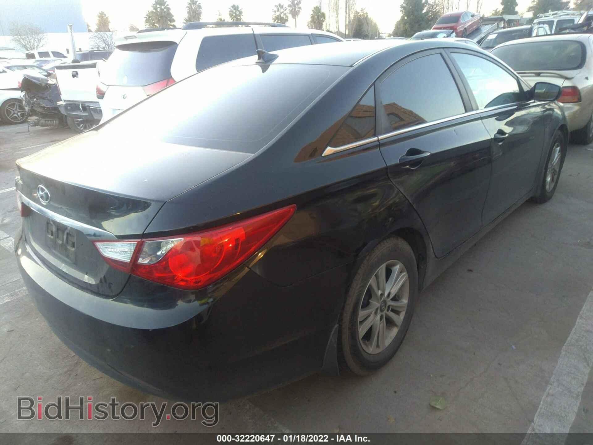 2012 HYUNDAI SONATA - VIN: 5NPEB4ACXCH471130 - Фото 4