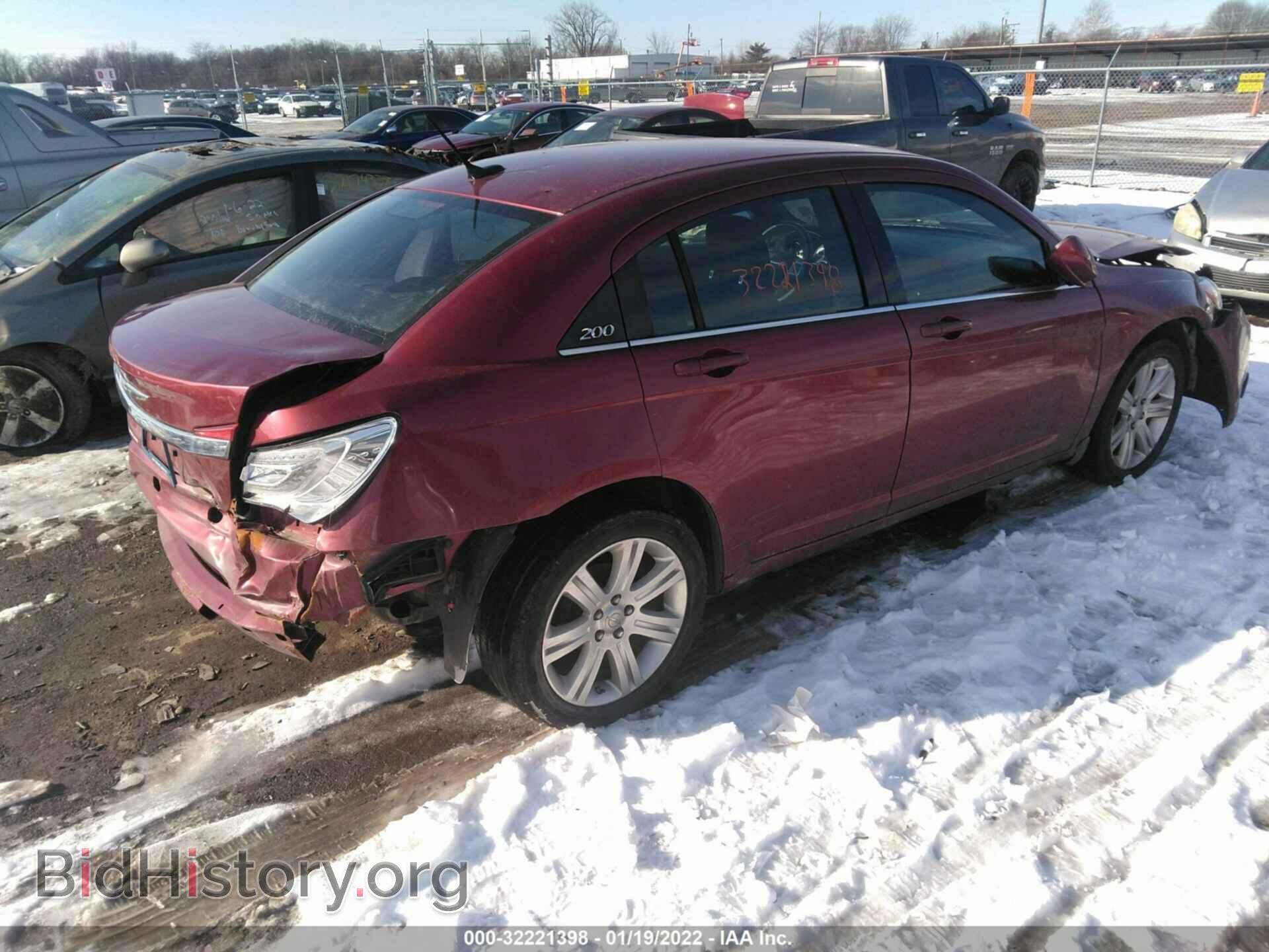 2013 CHRYSLER 200 - VIN: 1C3CCBBB5DN735763 - Фото 4