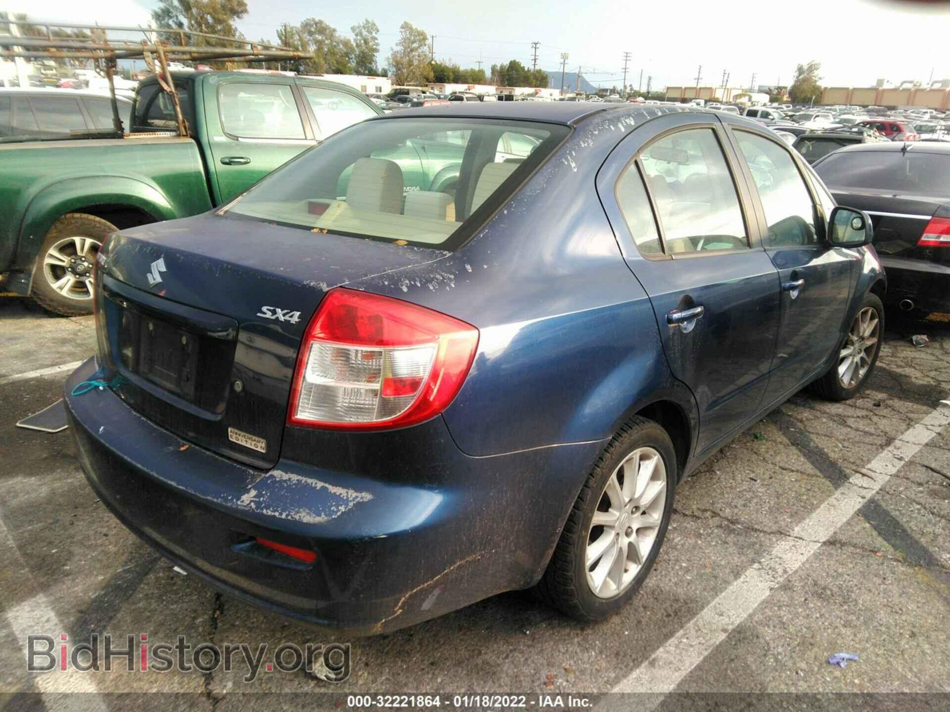 2011 SUZUKI SX4 - VIN: JS2YC5A23B6300208 - Фото 4