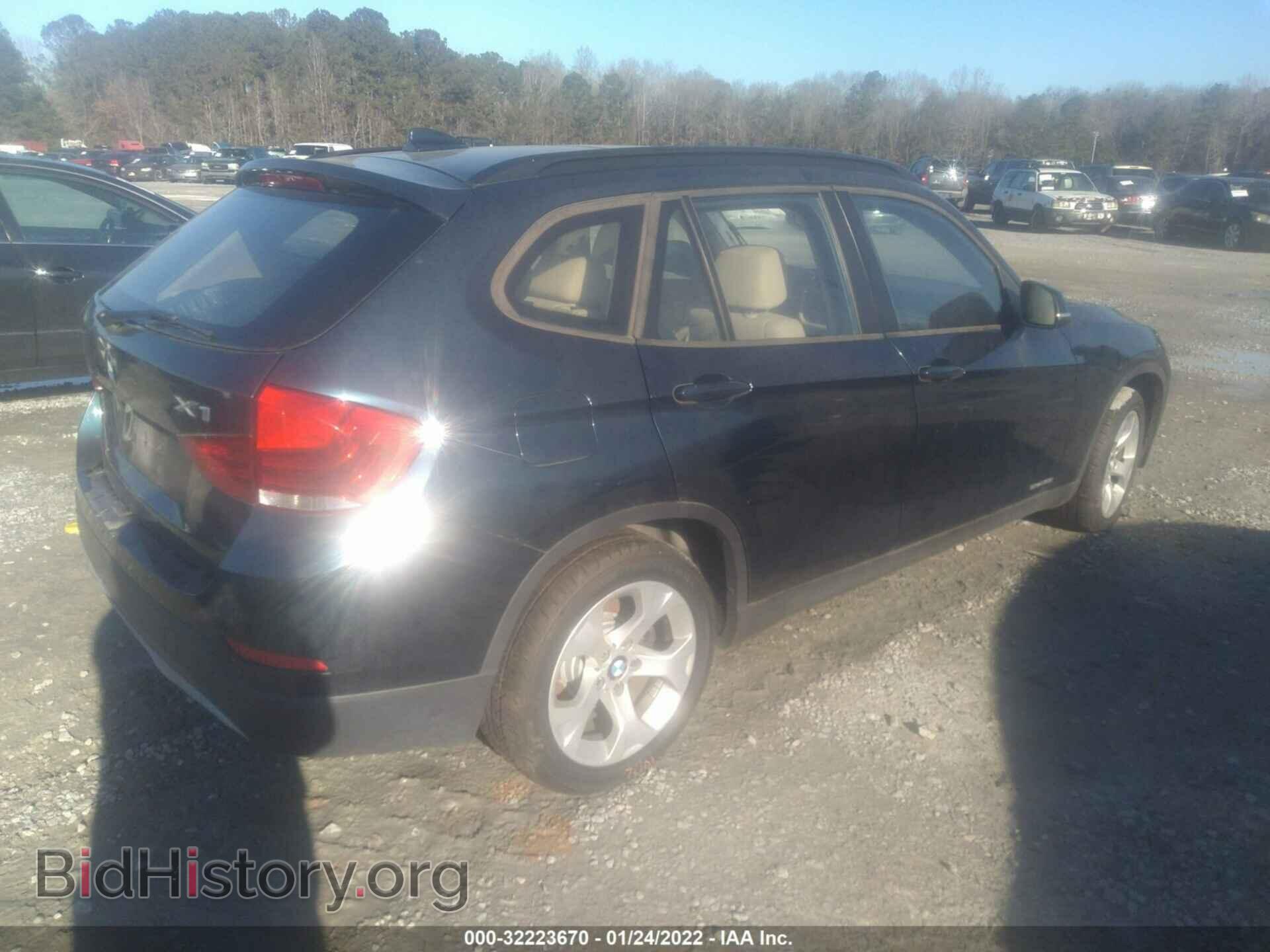 2013 BMW X1 - VIN: WBAVM1C52DVW44208 - Фото 4