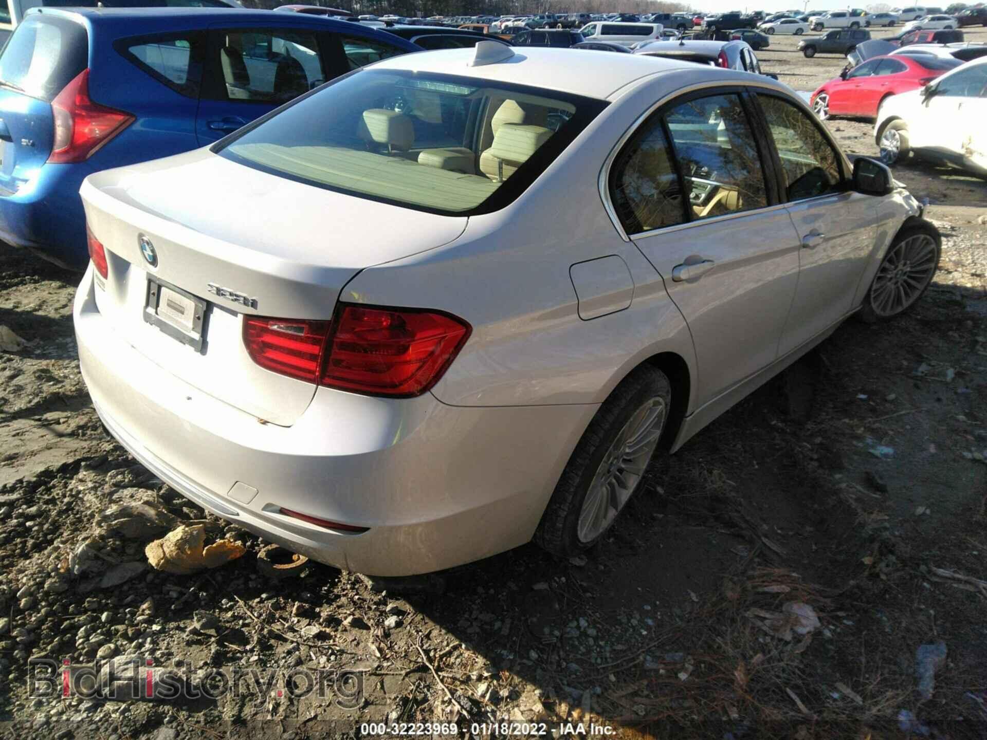 2012 BMW 3 SERIES - VIN: WBA3A5G52CNP17075 - Фото 4