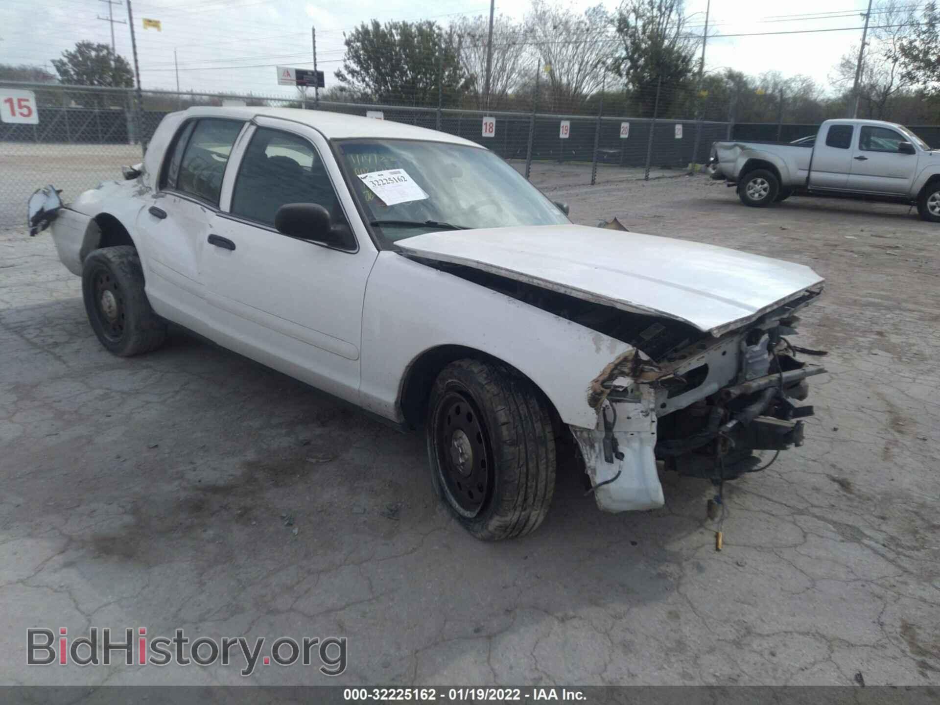 Photo 2FAFP71V18X172646 - FORD POLICE INTERCEPTOR 2008