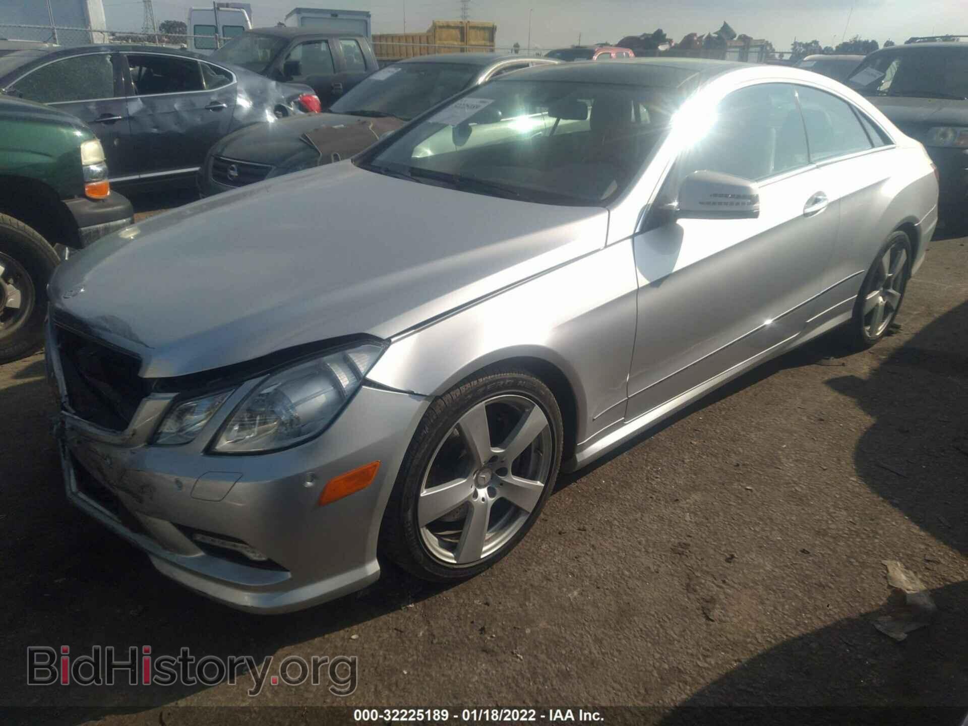 2011 MERCEDES-BENZ E-CLASS - VIN: WDDKJ7CB5BF069526 - Фото 2