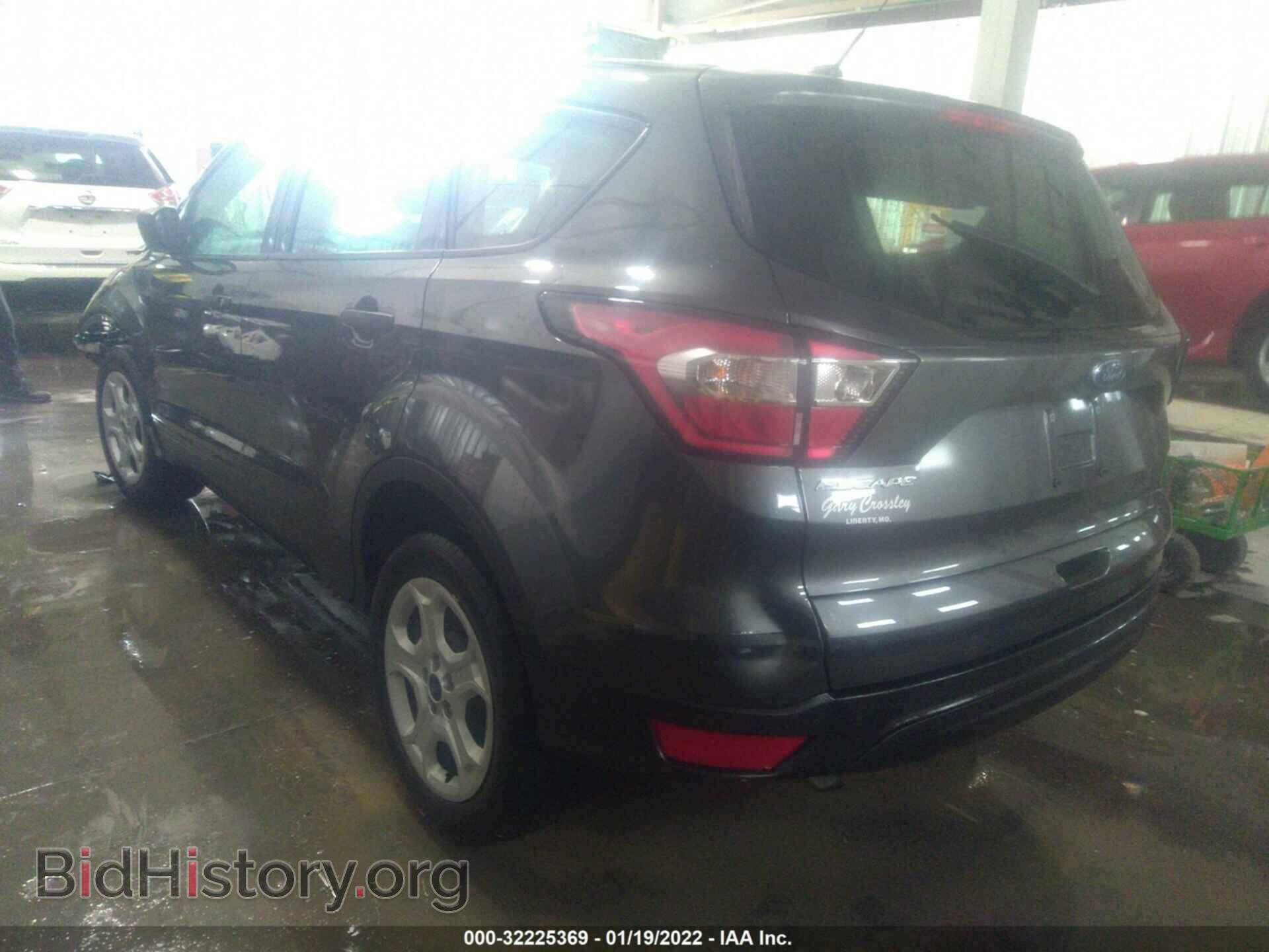2017 FORD ESCAPE - VIN: 1FMCU0F70HUA93673 - Фото 3