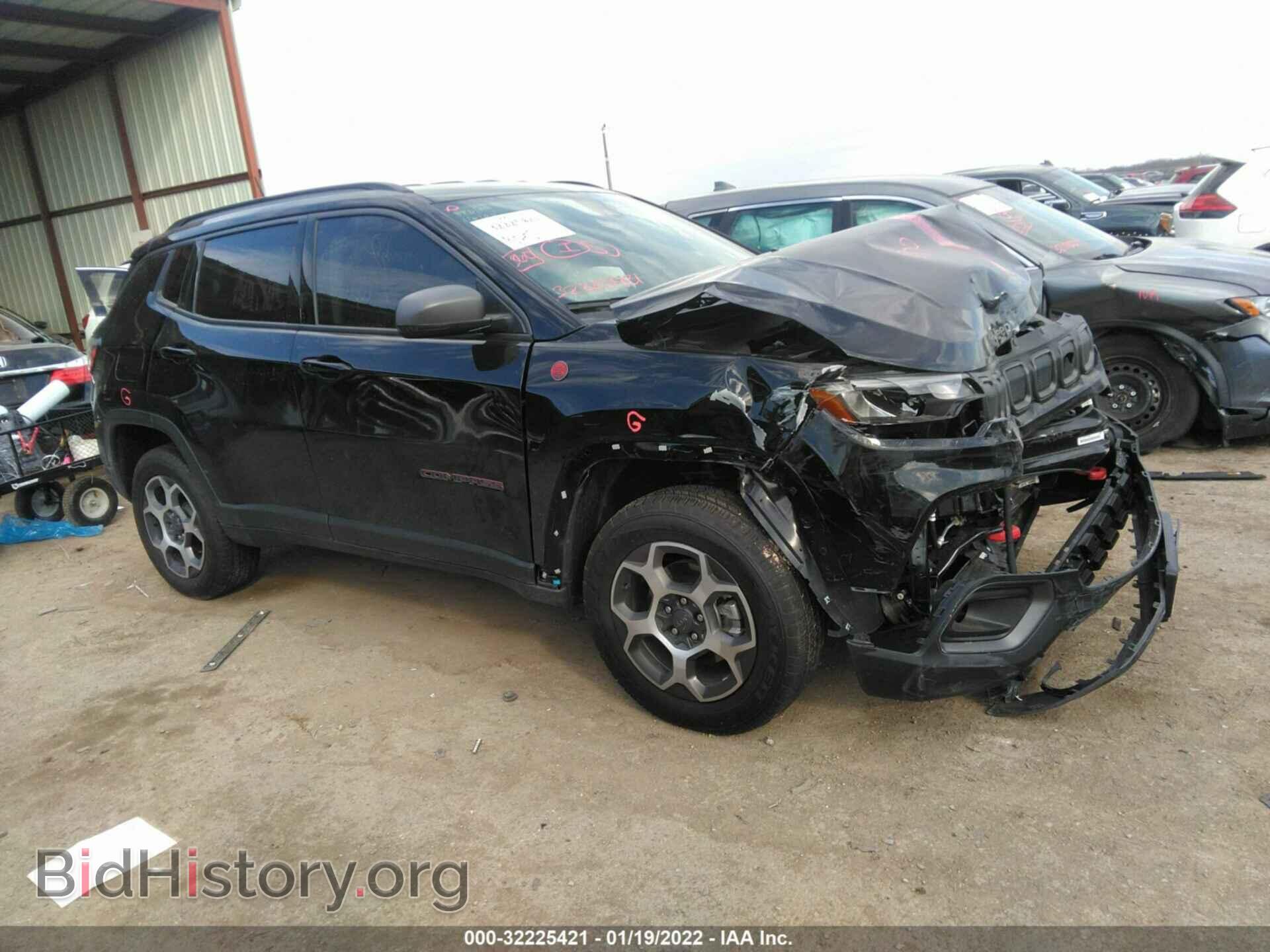 Фотография 3C4NJDDB2NT101007 - JEEP COMPASS 2022