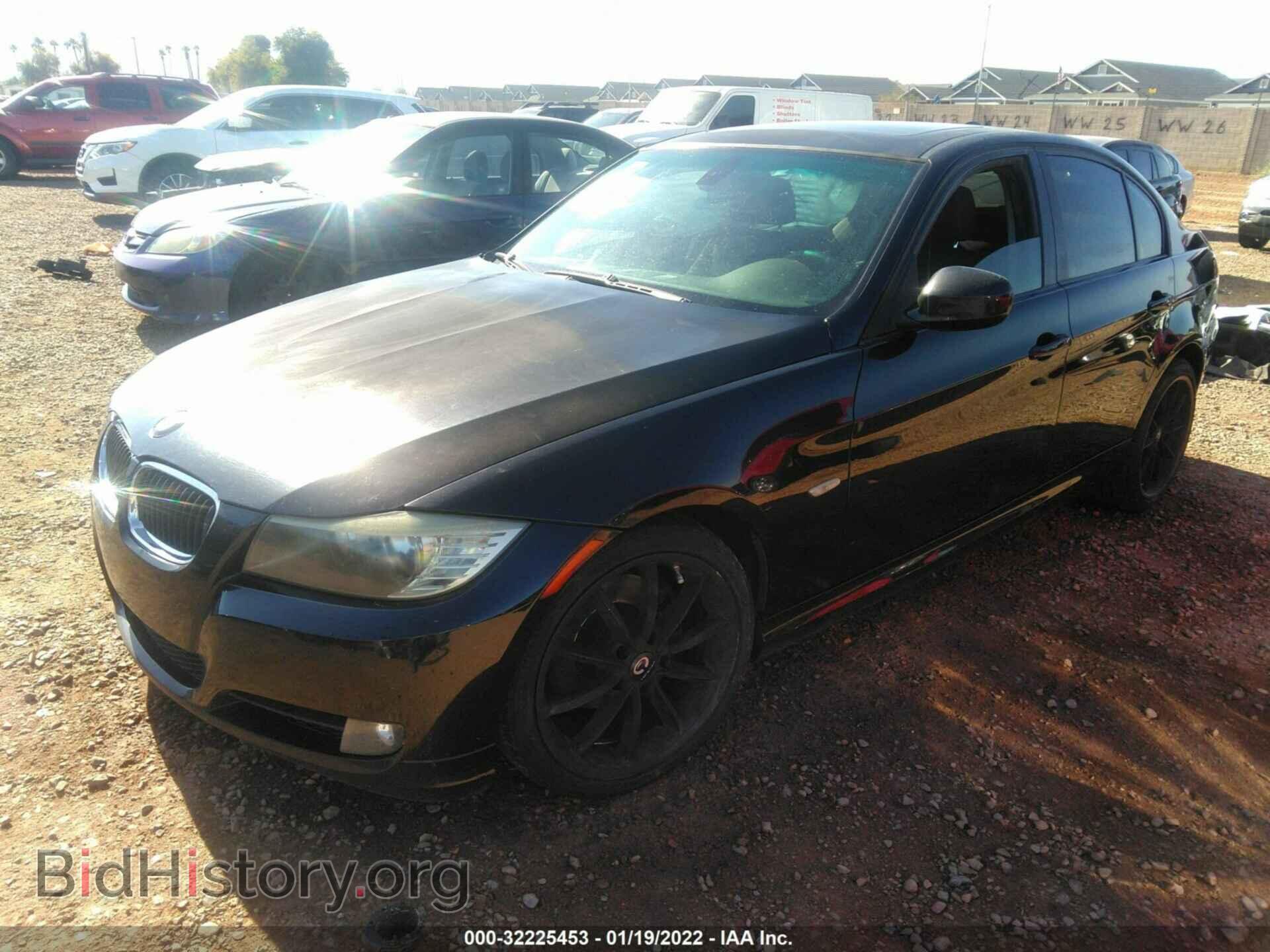 2009 BMW 3 SERIES - VIN: WBAPH77539NM47095 - Фото 2
