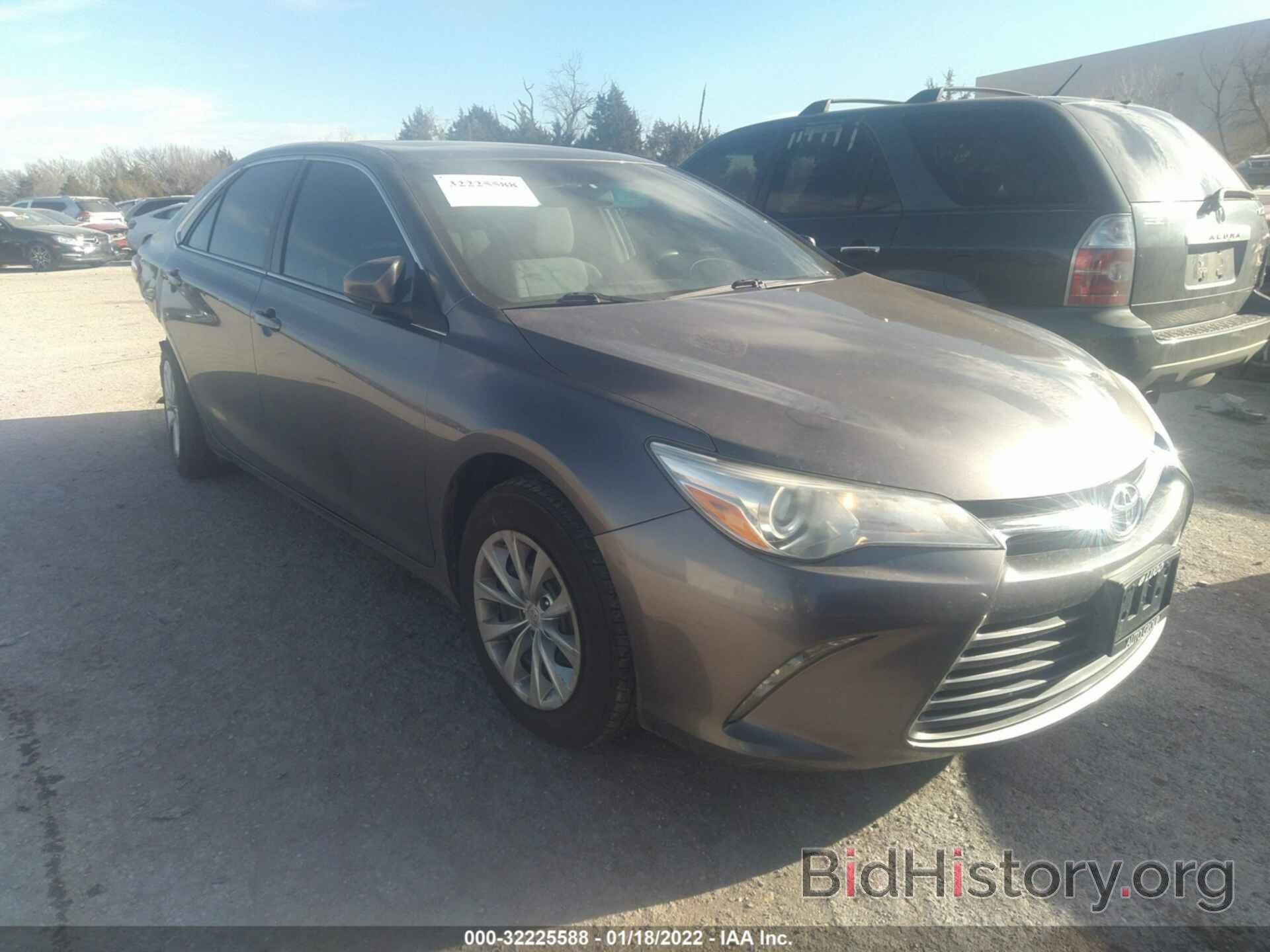 Photo 4T4BF1FK8FR505261 - TOYOTA CAMRY 2015