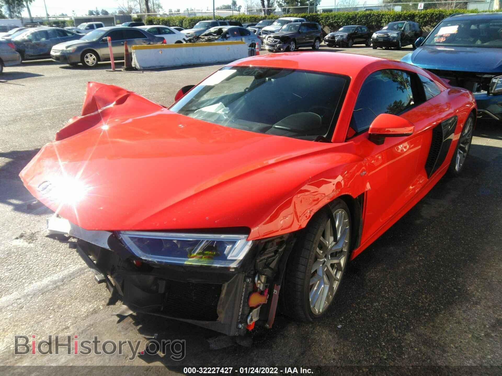 2017 AUDI R8 - VIN: WUAEAAFX5H7903764 - Photo 2
