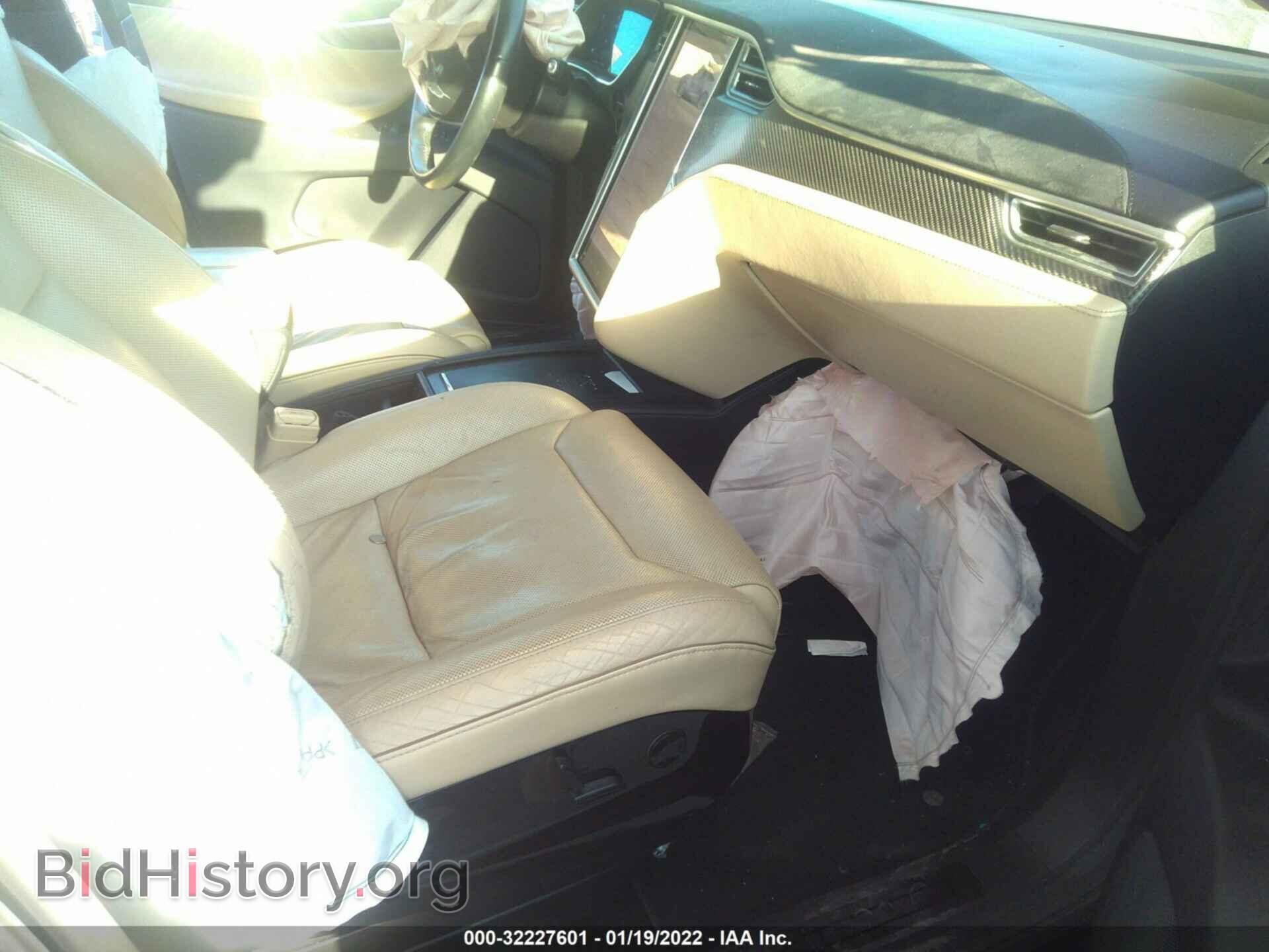 2016 TESLA MODEL X - VIN: 5YJXCBE21GF019826 - Photo 5