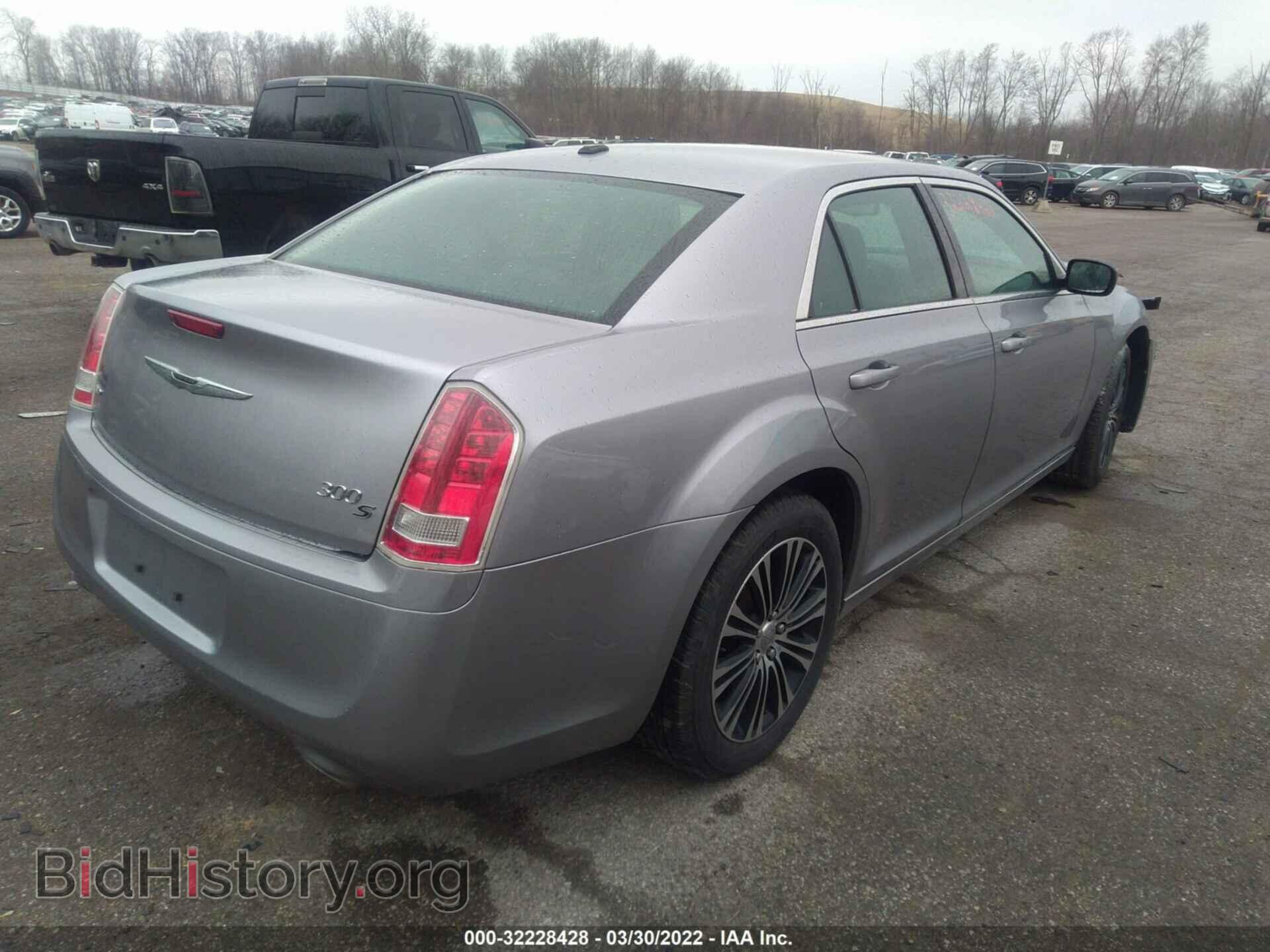2014 CHRYSLER 300 - VIN: 2C3CCAGG7EH123444 - Photo 4