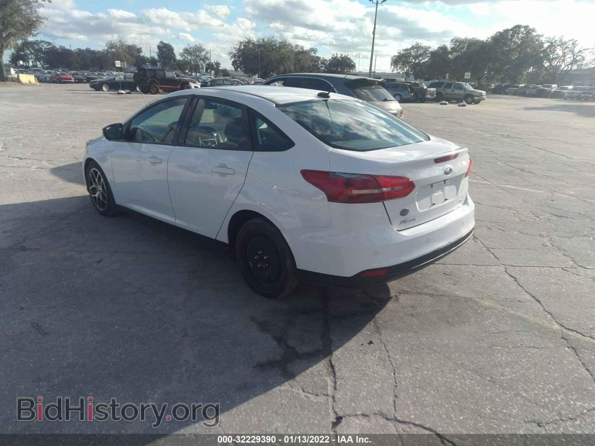 2018 FORD FOCUS - VIN: 1FADP3H2XJL319478 - Фото 3
