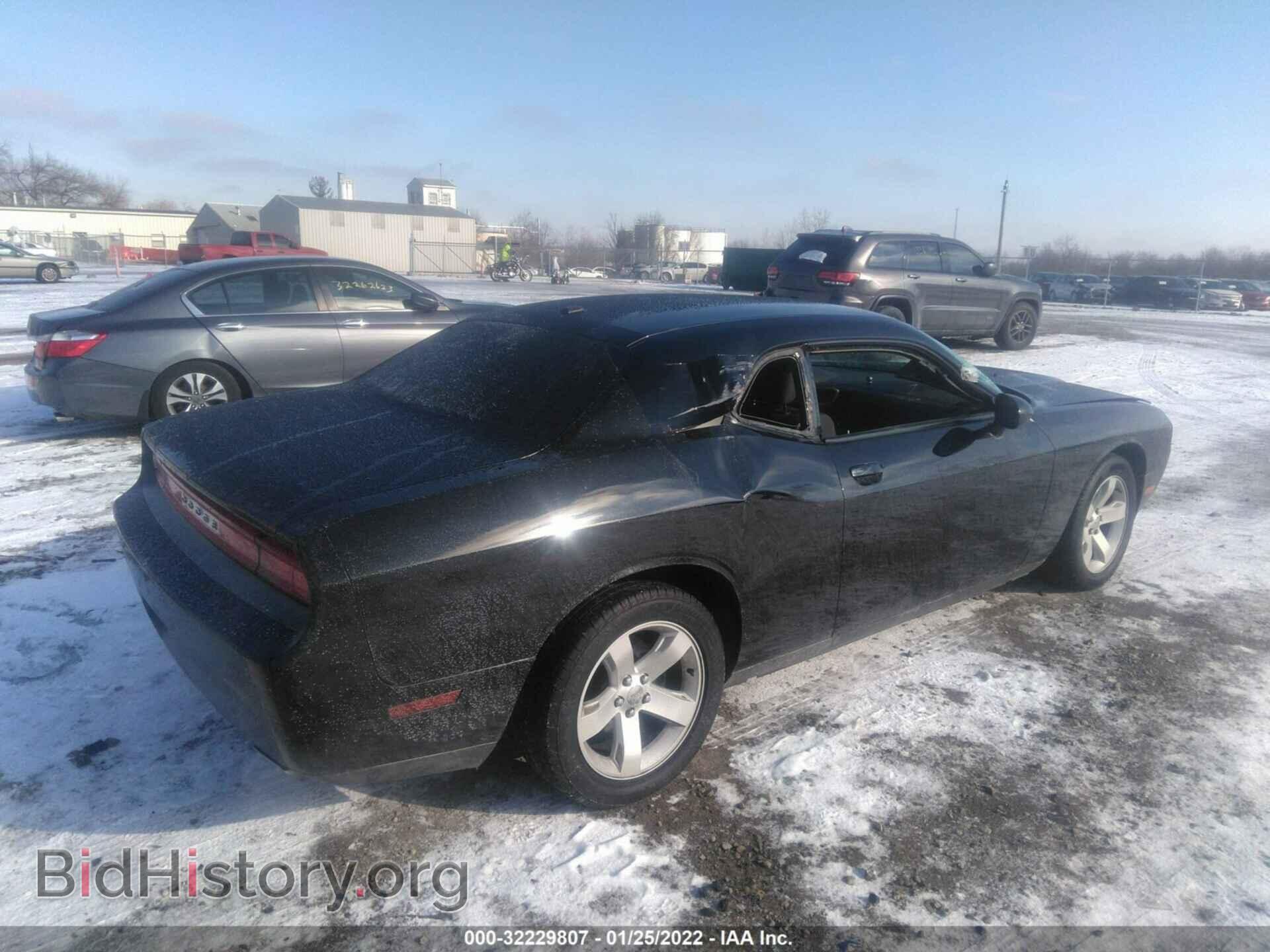 2014 DODGE CHALLENGER - VIN: 2C3CDYAG5EH133744 - Photo 4