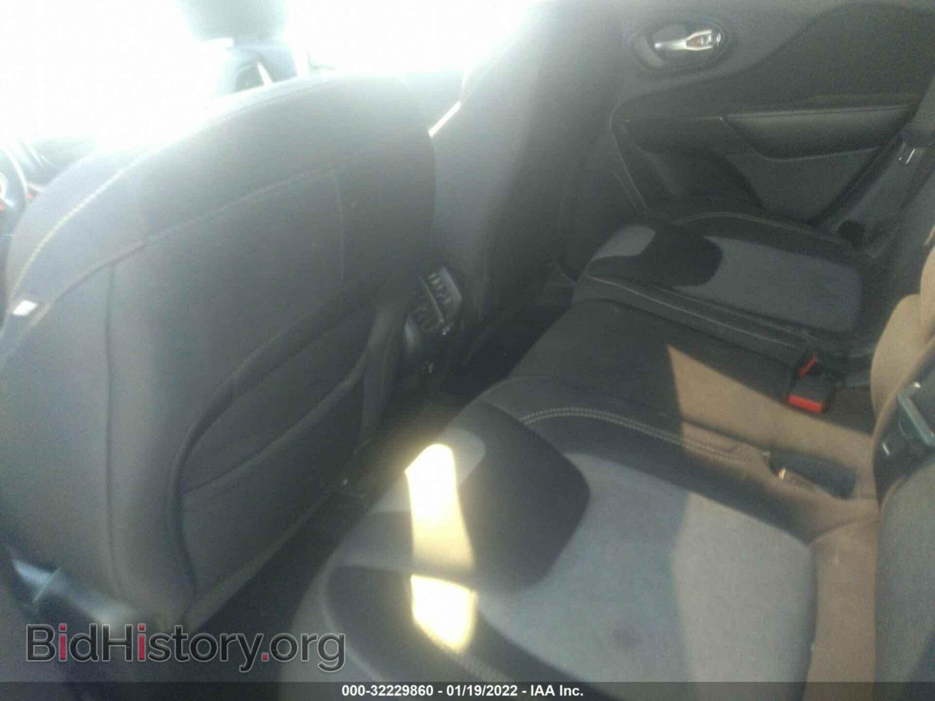 2014 JEEP CHEROKEE - VIN: 1C4PJMCS9EW252091 - Фото 8