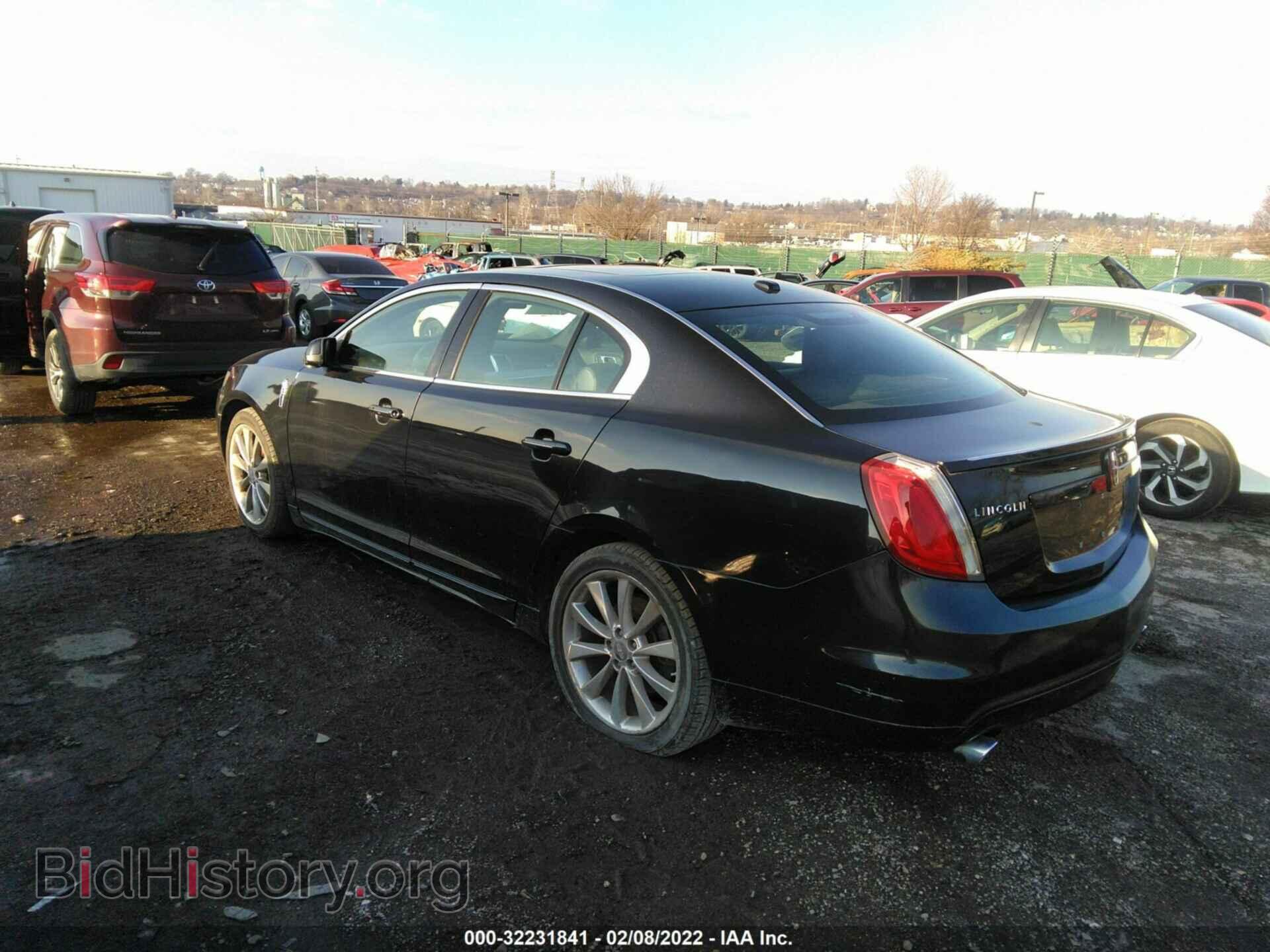 2011 LINCOLN MKS - VIN: 1LNHL9FT7BG600343 - Фото 3