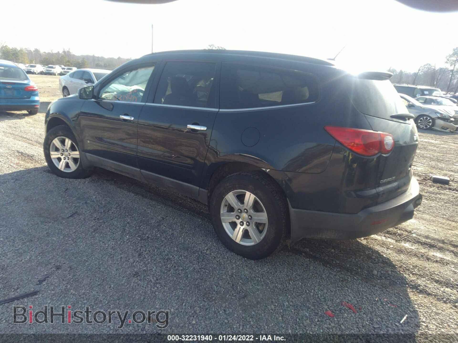 2010 CHEVROLET TRAVERSE - VIN: 1GNLRFED7AS110509 - Фото 3