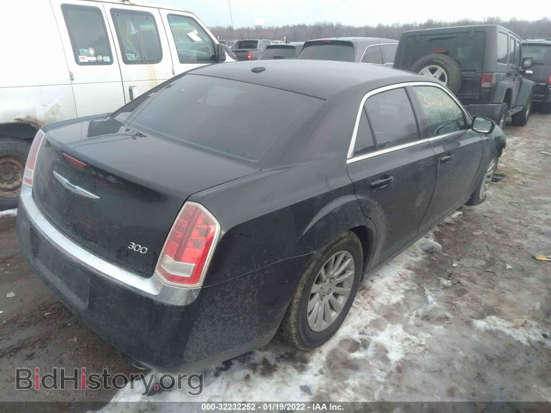 2013 CHRYSLER 300 - VIN: 2C3CCAAG5DH523073 - Фото 4