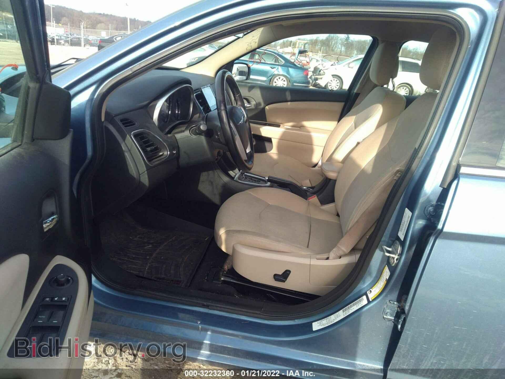 2011 CHRYSLER 200 - VIN: 1C3BC1FB7BN555410 - Фото 5