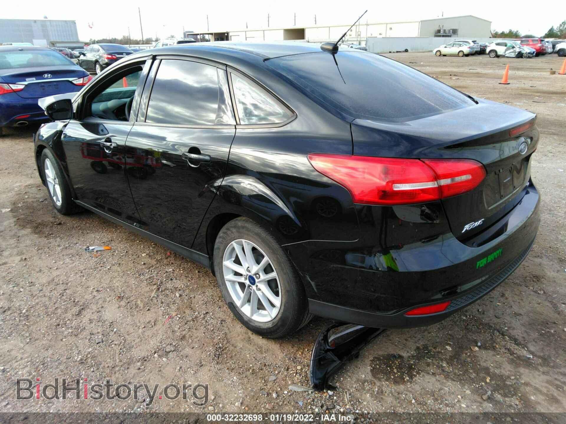 2017 FORD FOCUS - VIN: 1FADP3F24HL328500 - Фото 3