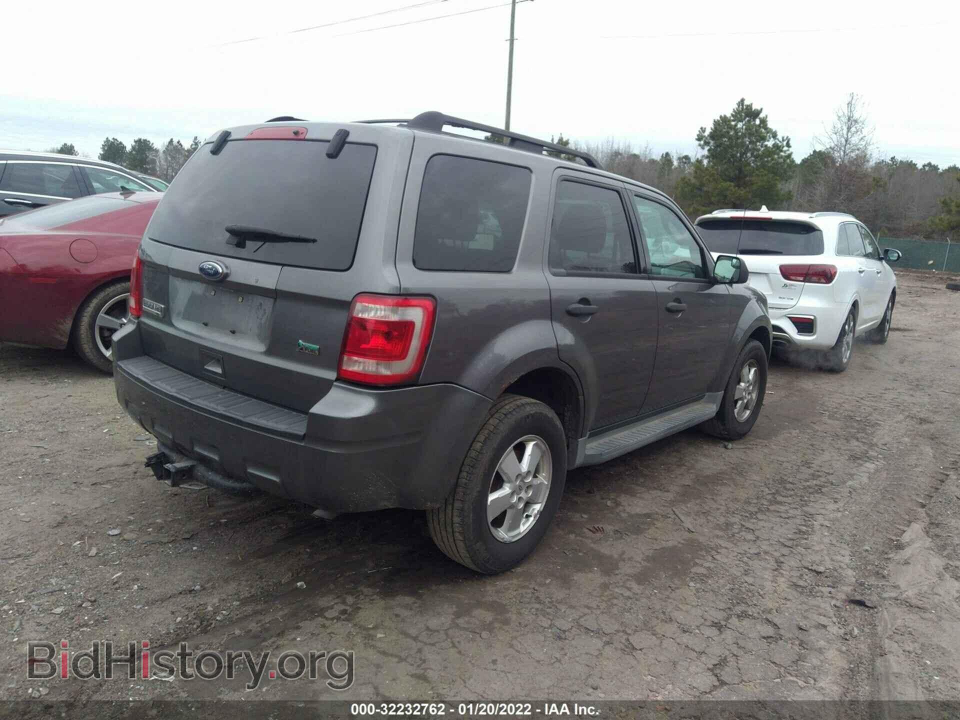 2011 FORD ESCAPE - VIN: 1FMCU0DG0BKA24925 - Фото 4