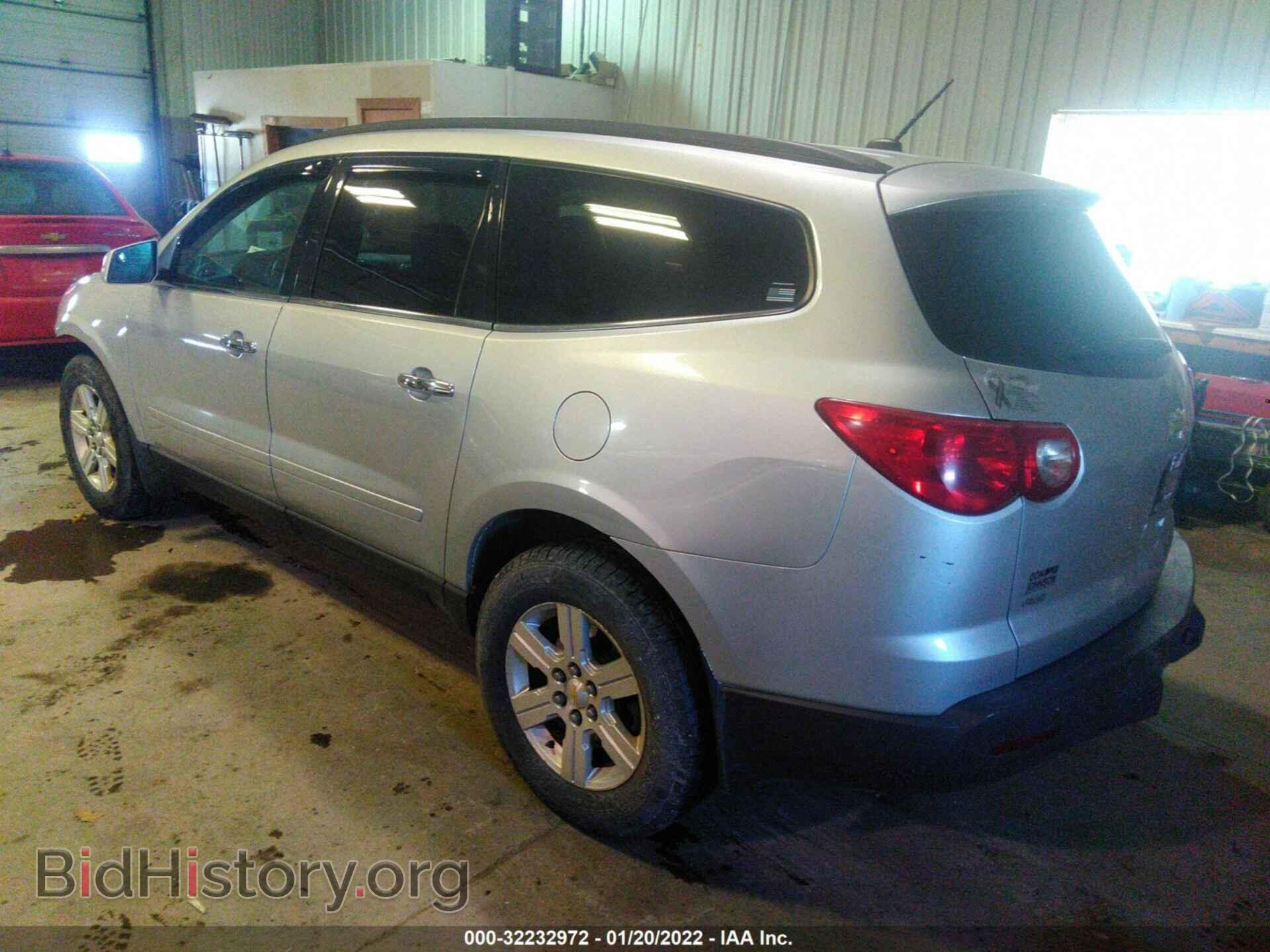 2012 CHEVROLET TRAVERSE - VIN: 1GNKVGED6CJ107865 - Фото 3