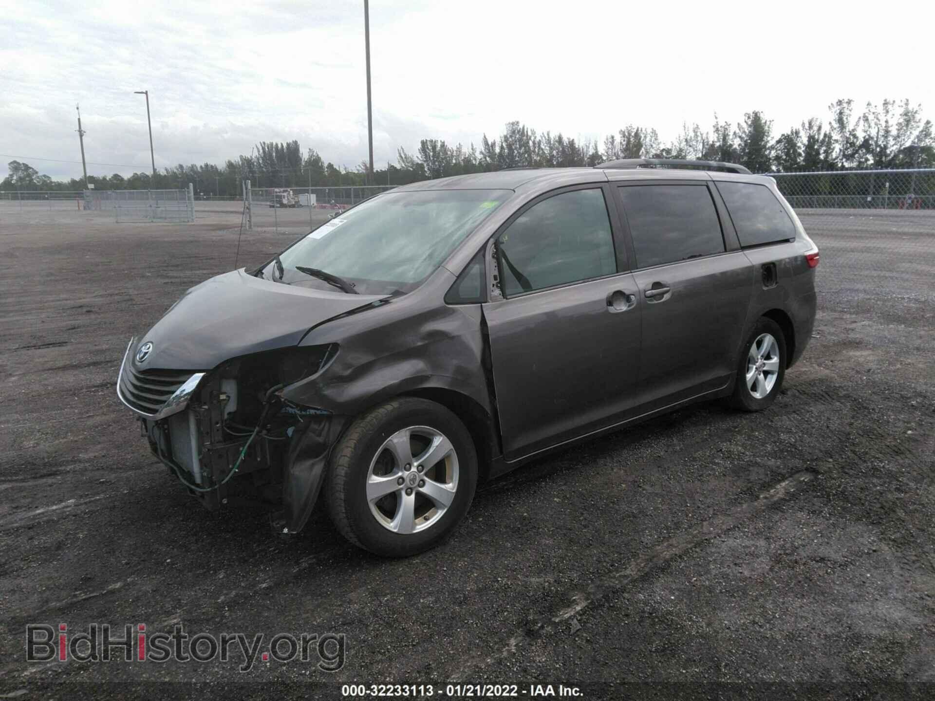 2013 TOYOTA SIENNA - VIN: 5TDKK3DC8DS287079 - Фото 2