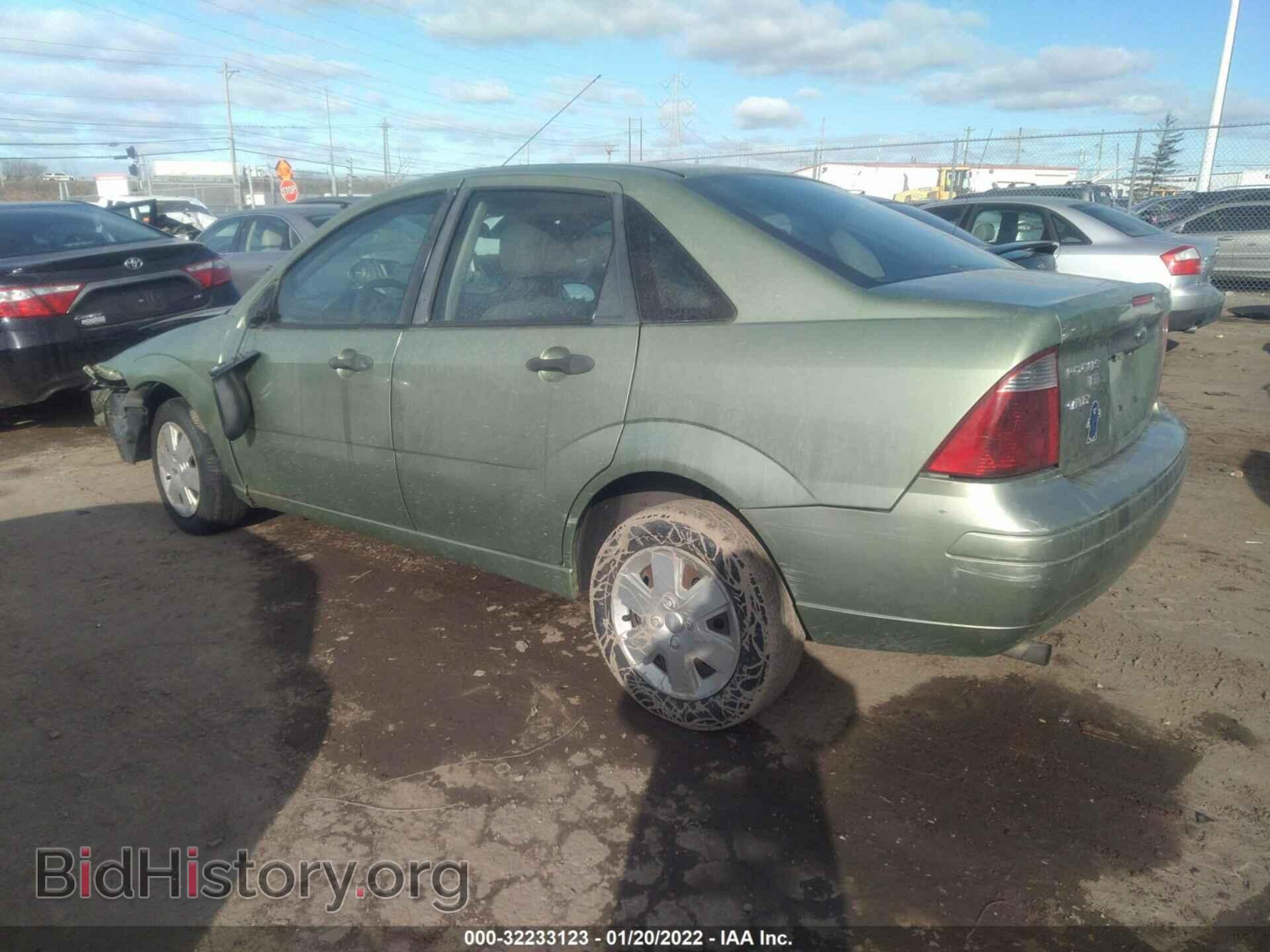 2007 FORD FOCUS - VIN: 1FAFP34N57W102064 - Фото 3