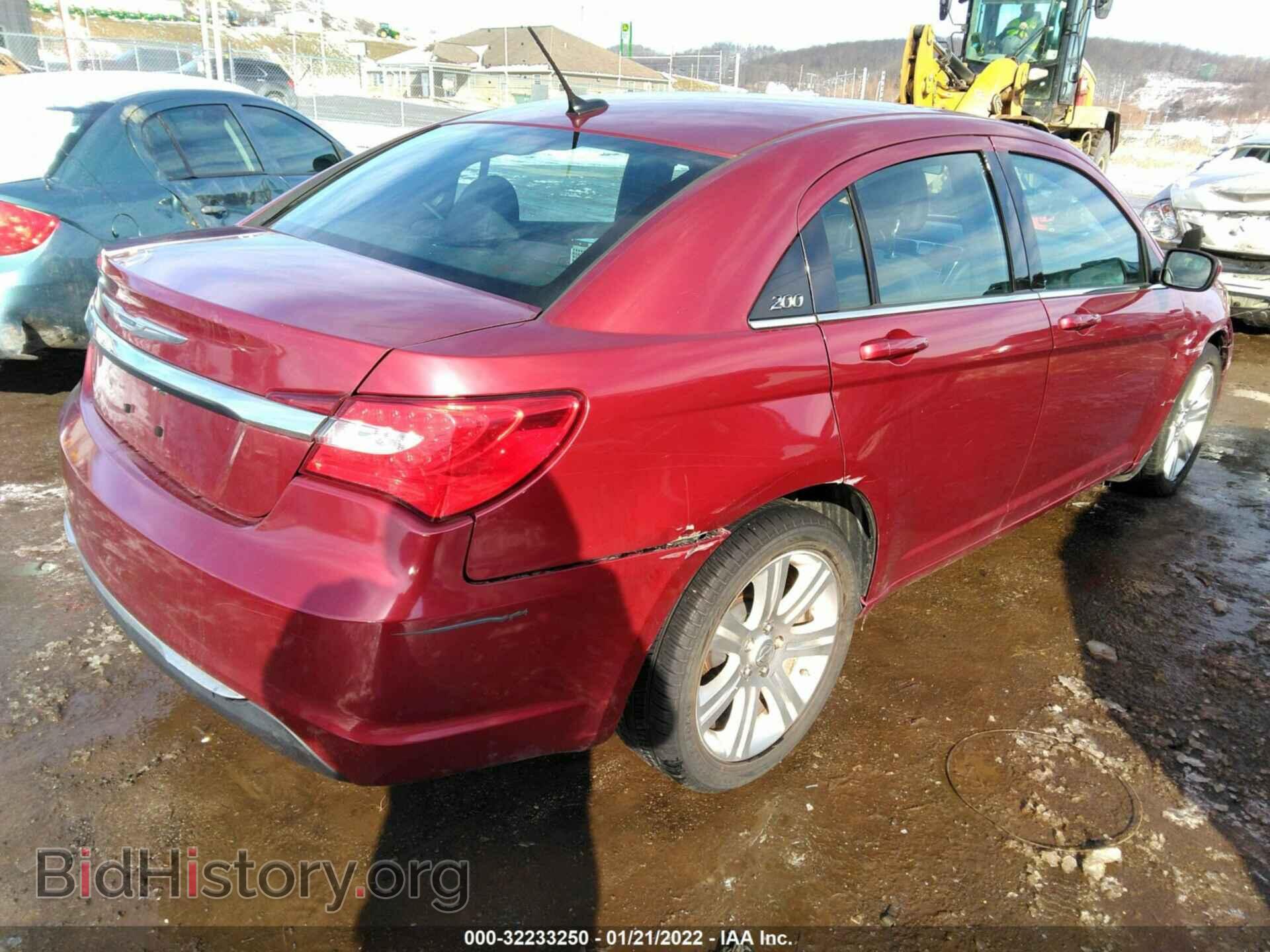 2012 CHRYSLER 200 - VIN: 1C3CCBBB8CN330933 - Фото 4