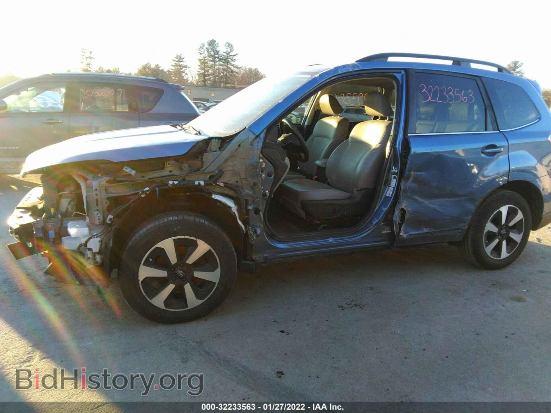 2017 SUBARU FORESTER - VIN: JF2SJAJC1HH445611 - Фото 6