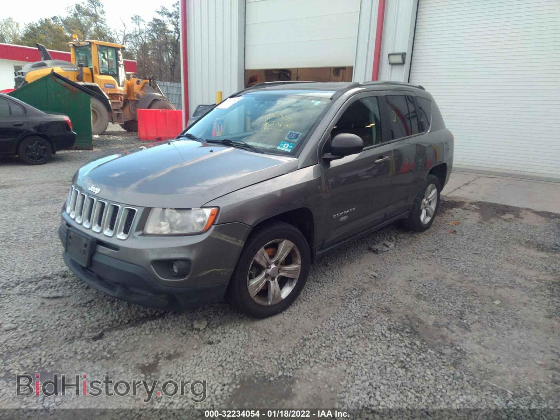 2011 JEEP COMPASS - VIN: 1J4NF1FB6BD201619 - Photo 2