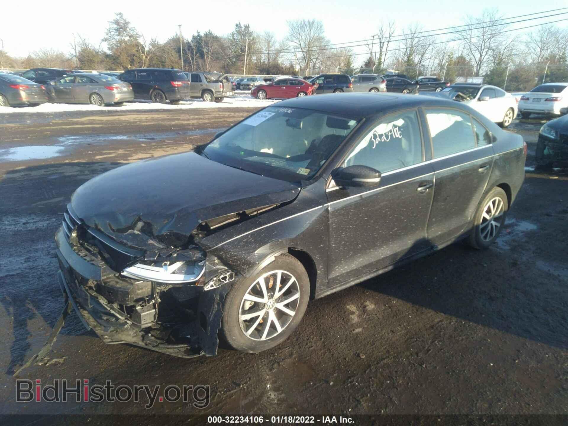 2017 VOLKSWAGEN JETTA - VIN: 3VWDB7AJ2HM225053 - Фото 2