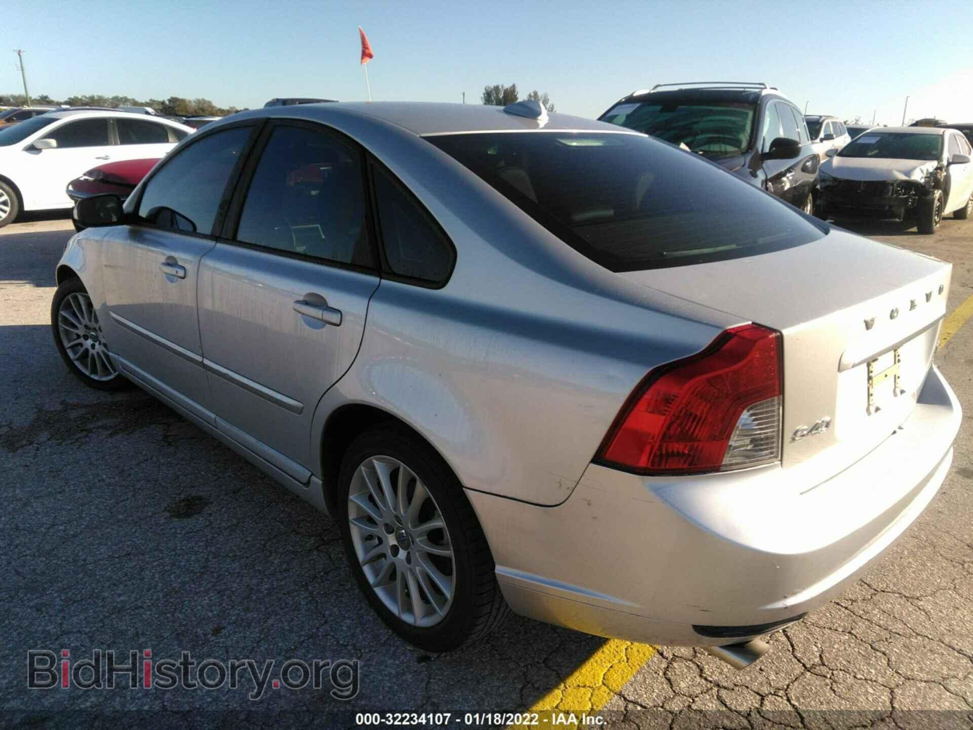 2011 VOLVO S40 - VIN: YV1672MS9B2540025 - Фото 3