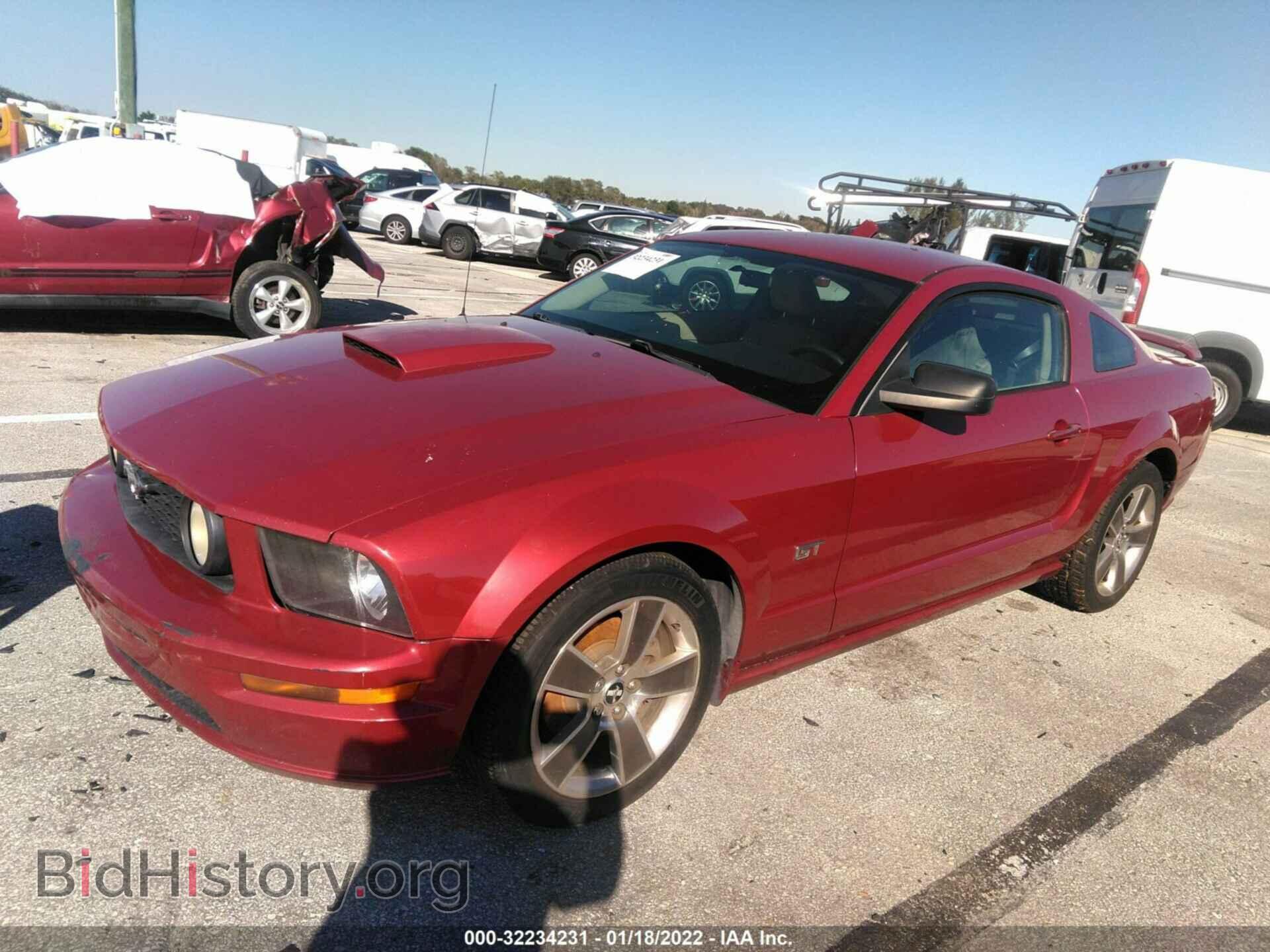 2008 FORD MUSTANG - VIN: 1ZVHT82H385136677 - Фото 2