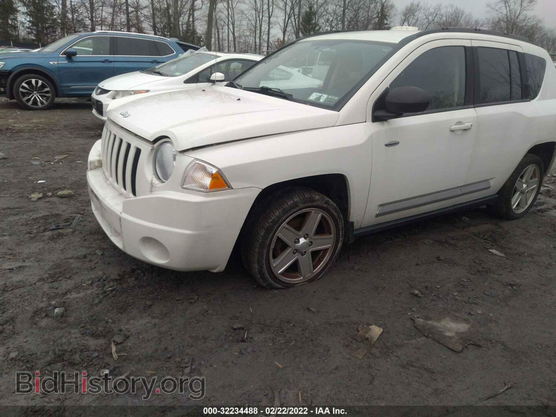 2010 JEEP COMPASS - VIN: 1J4NF1FB3AD619795 - Photo 6