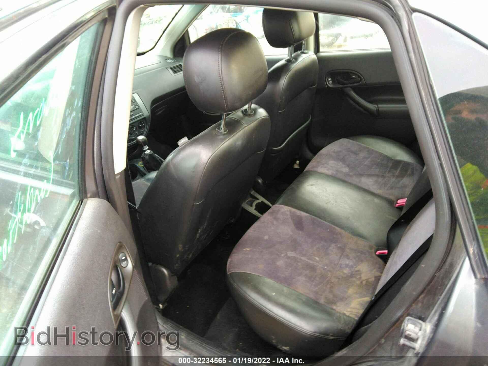 2006 FORD FOCUS - VIN: 1FAHP38Z96W243787 - Фото 8
