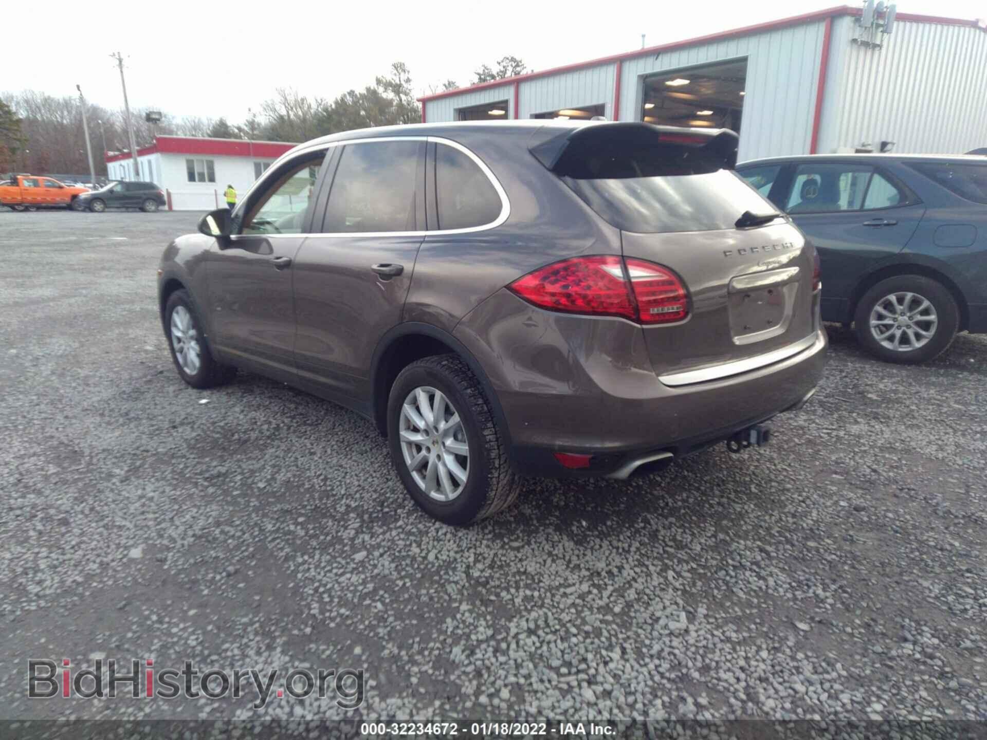 2011 PORSCHE CAYENNE - VIN: WP1AA2A22BLA01633 - Photo 3