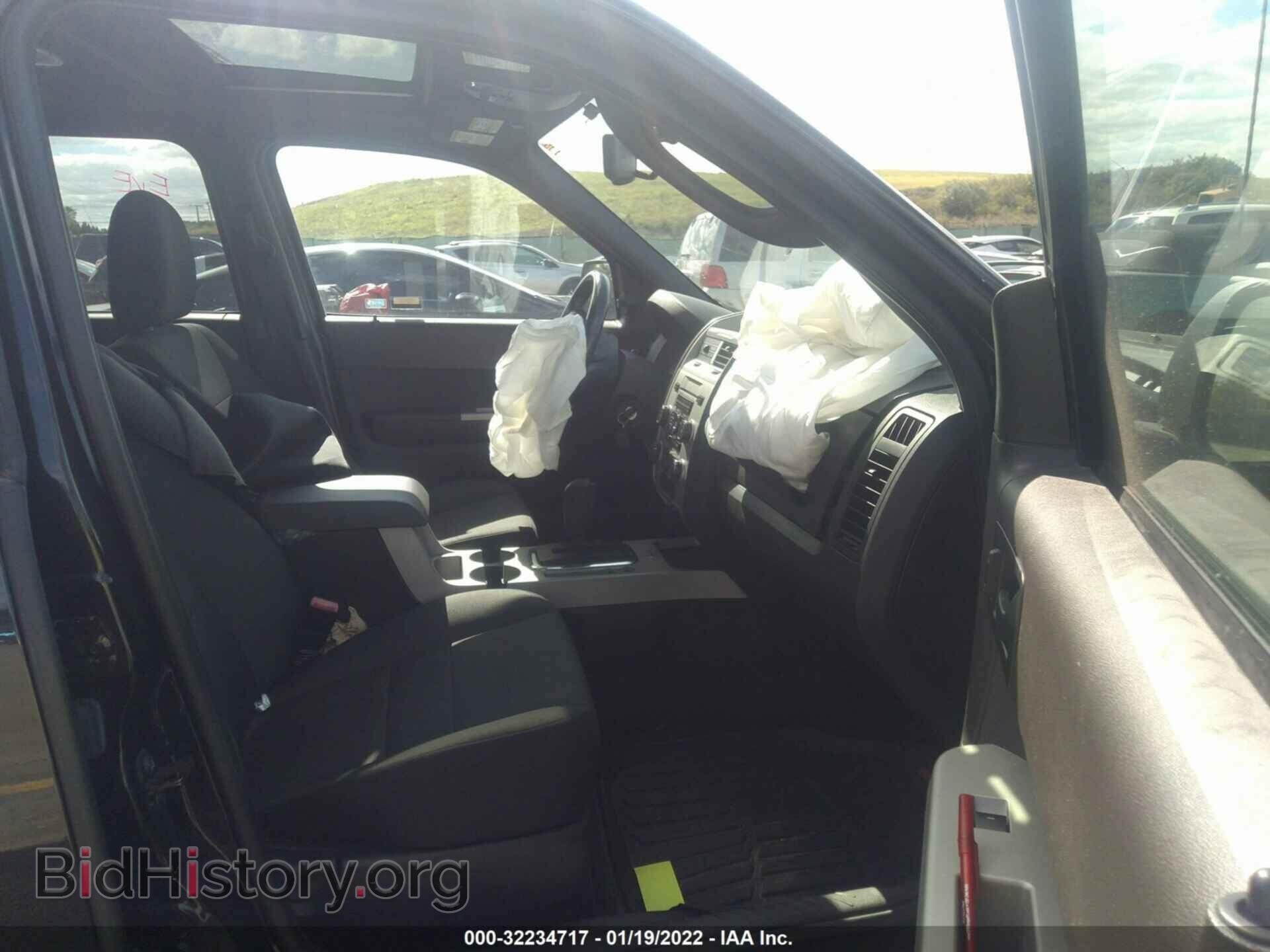 2011 FORD ESCAPE - VIN: 1FMCU0DG1BKC46485 - Фото 5