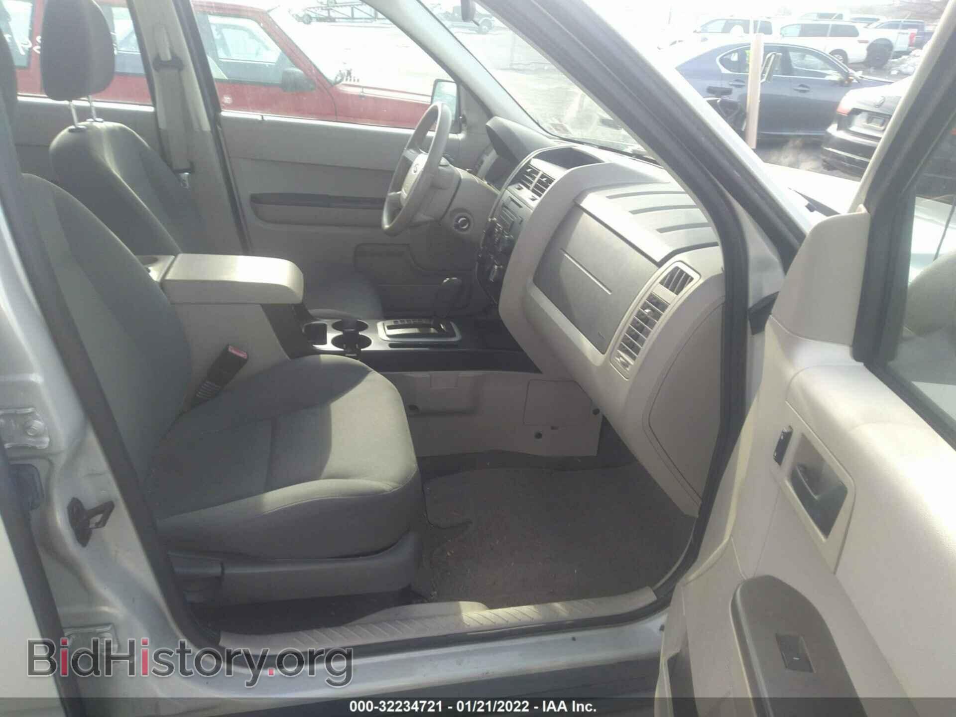 2008 FORD ESCAPE - VIN: 1FMCU92ZX8KA09656 - Фото 5