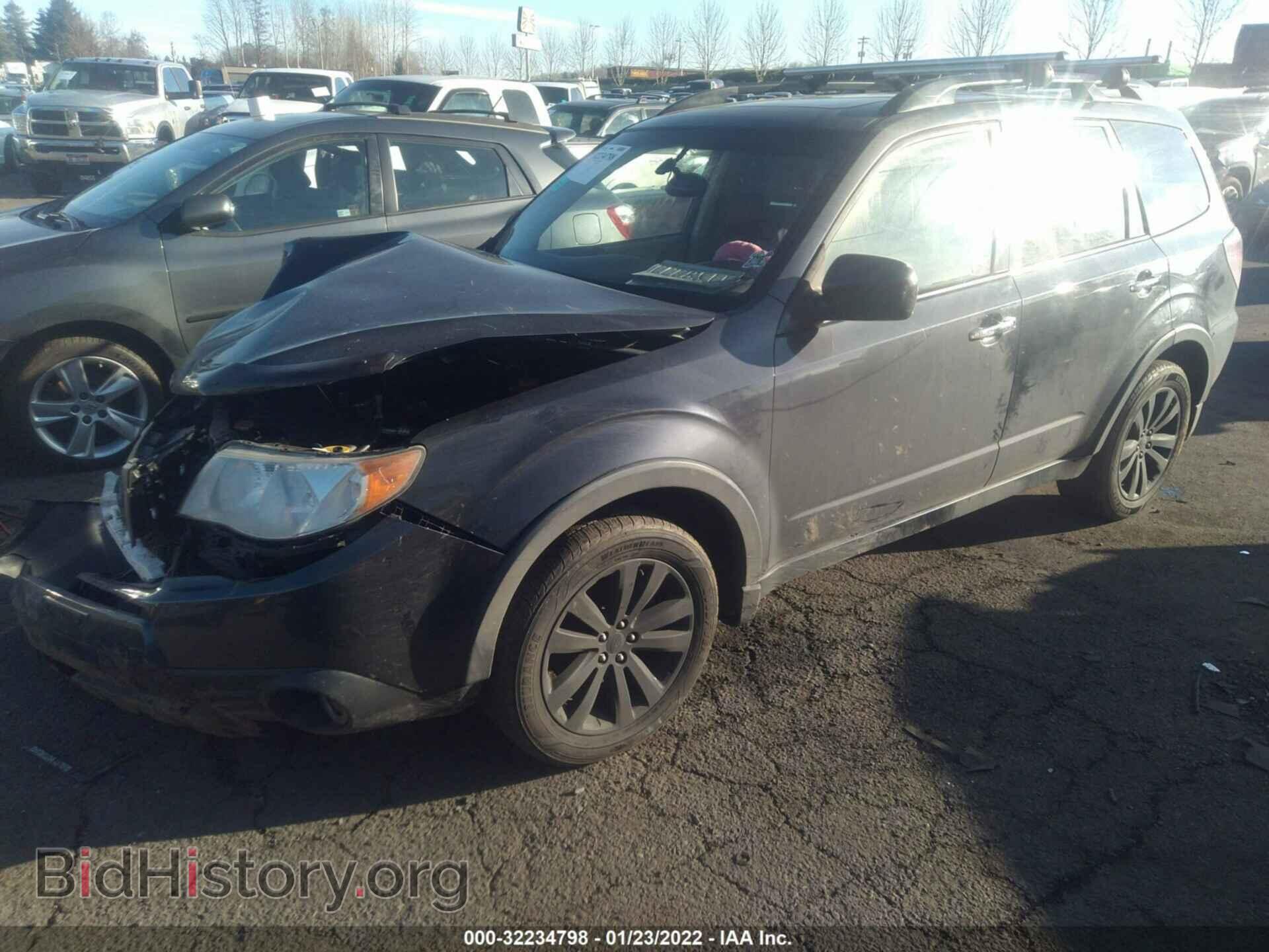 2011 SUBARU FORESTER - VIN: JF2SHAEC2BH707102 - Фото 2