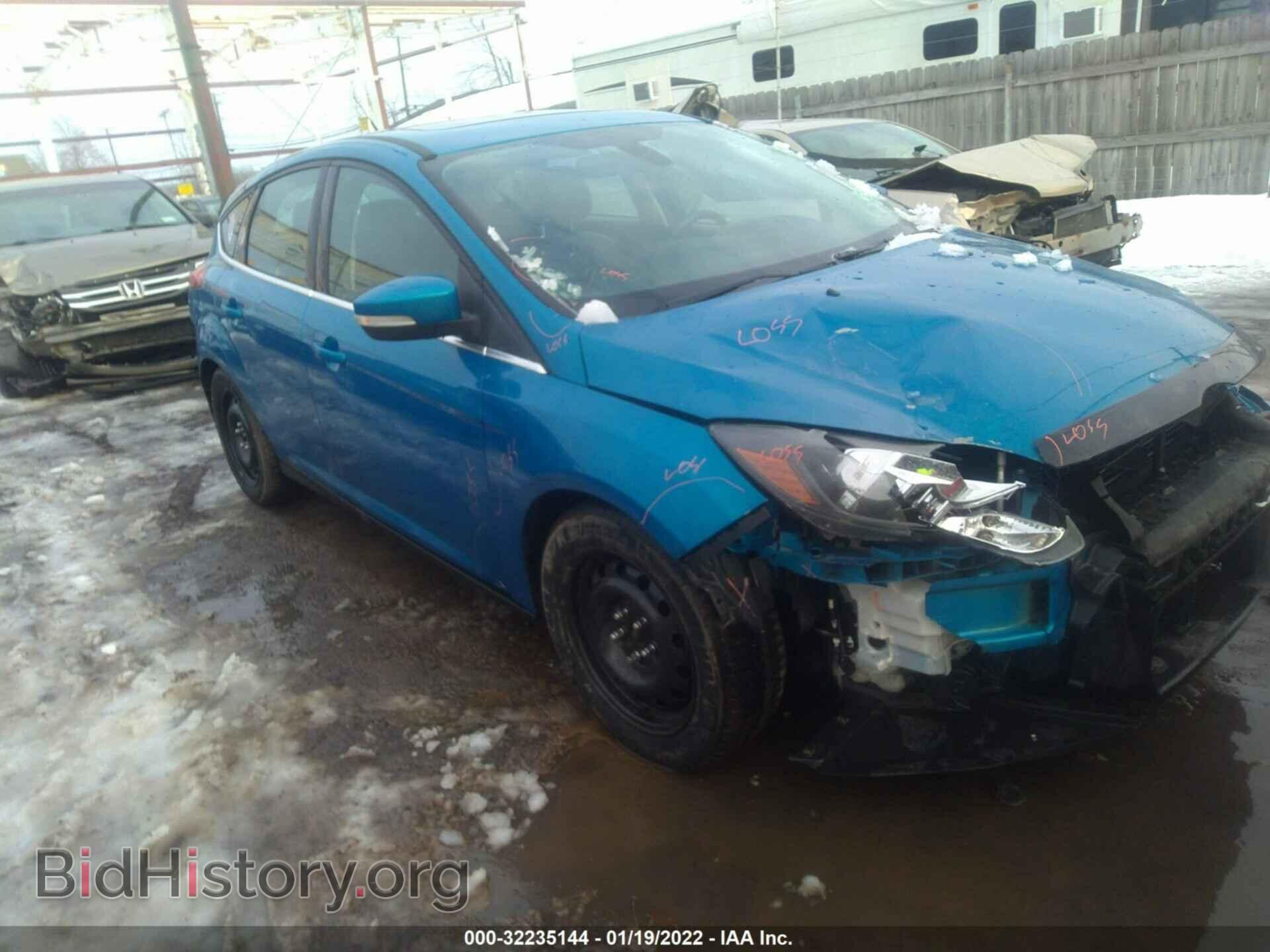 Фотография 1FAHP3N29CL475570 - FORD FOCUS 2012