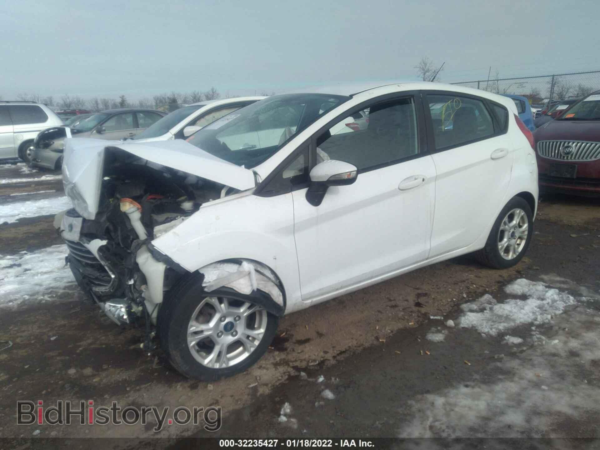 2015 FORD FIESTA - VIN: 3FADP4EJ4FM211171 - Фото 2