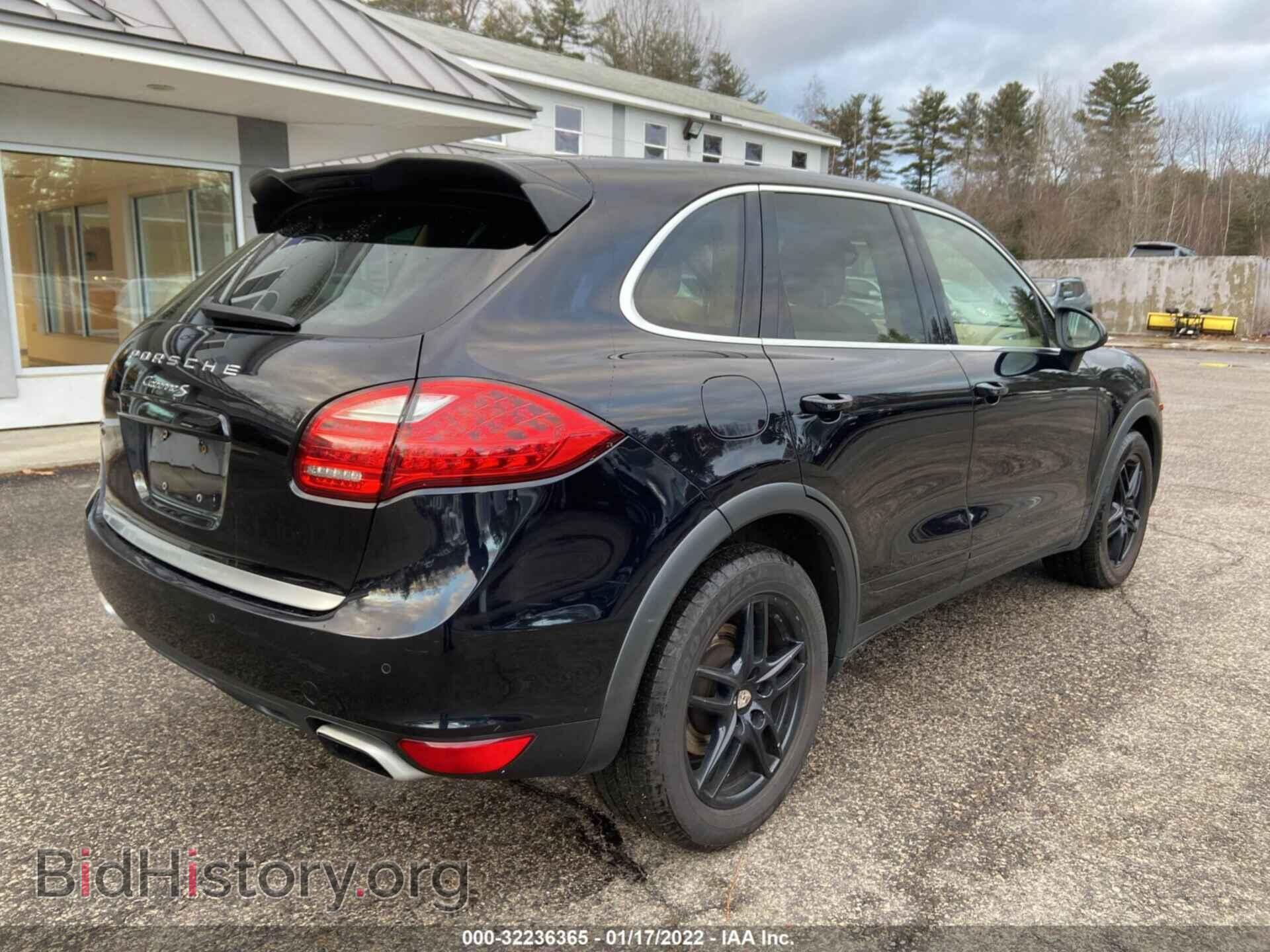 2011 PORSCHE CAYENNE - VIN: WP1AB2A23BLA43399 - Photo 4