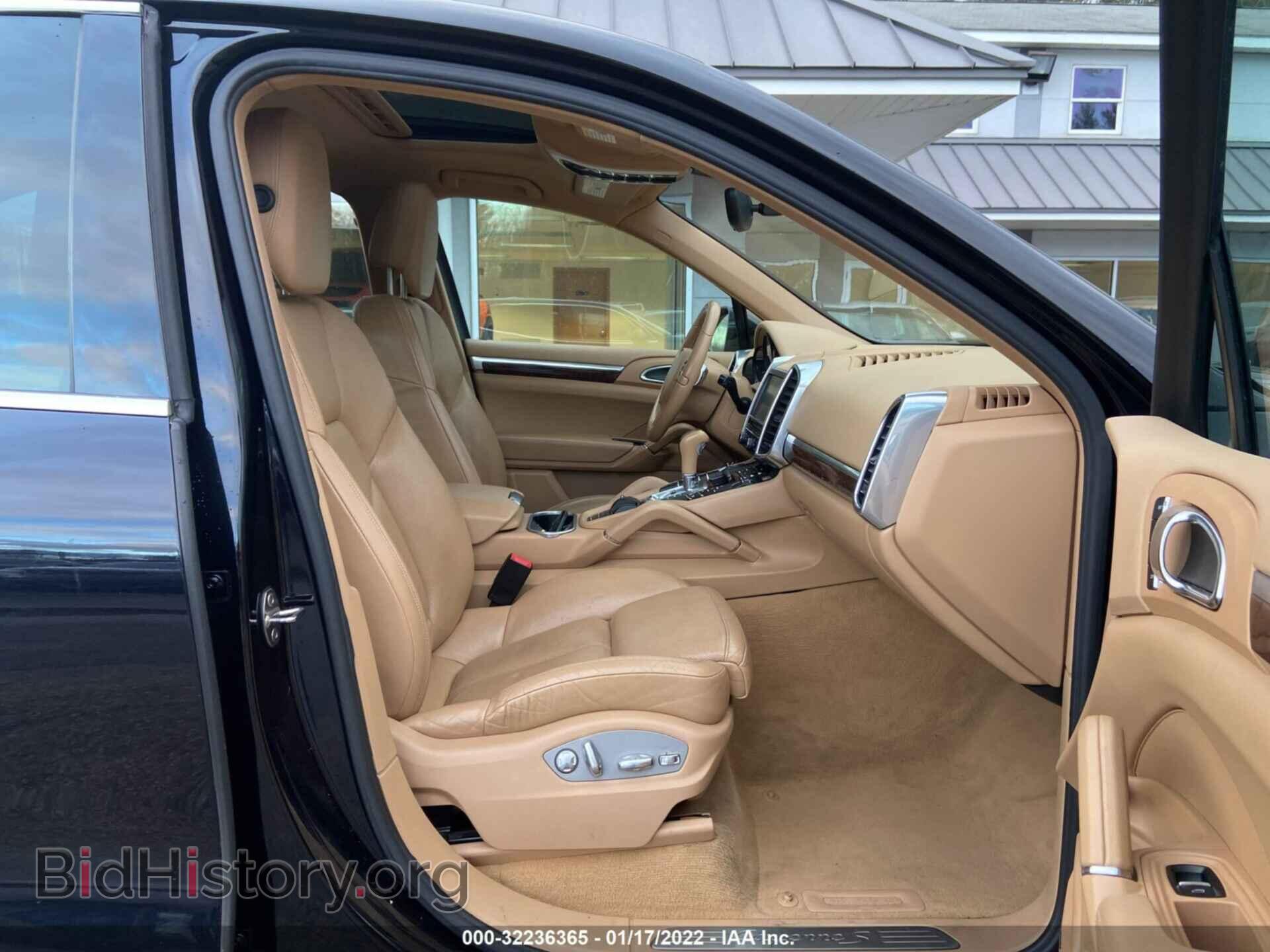 2011 PORSCHE CAYENNE - VIN: WP1AB2A23BLA43399 - Photo 5