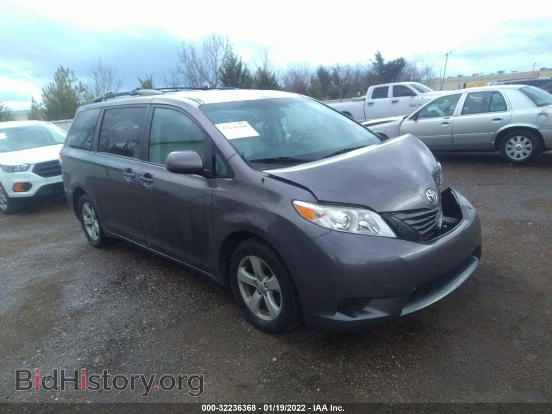 Photo 5TDKK3DC1BS170909 - TOYOTA SIENNA 2011