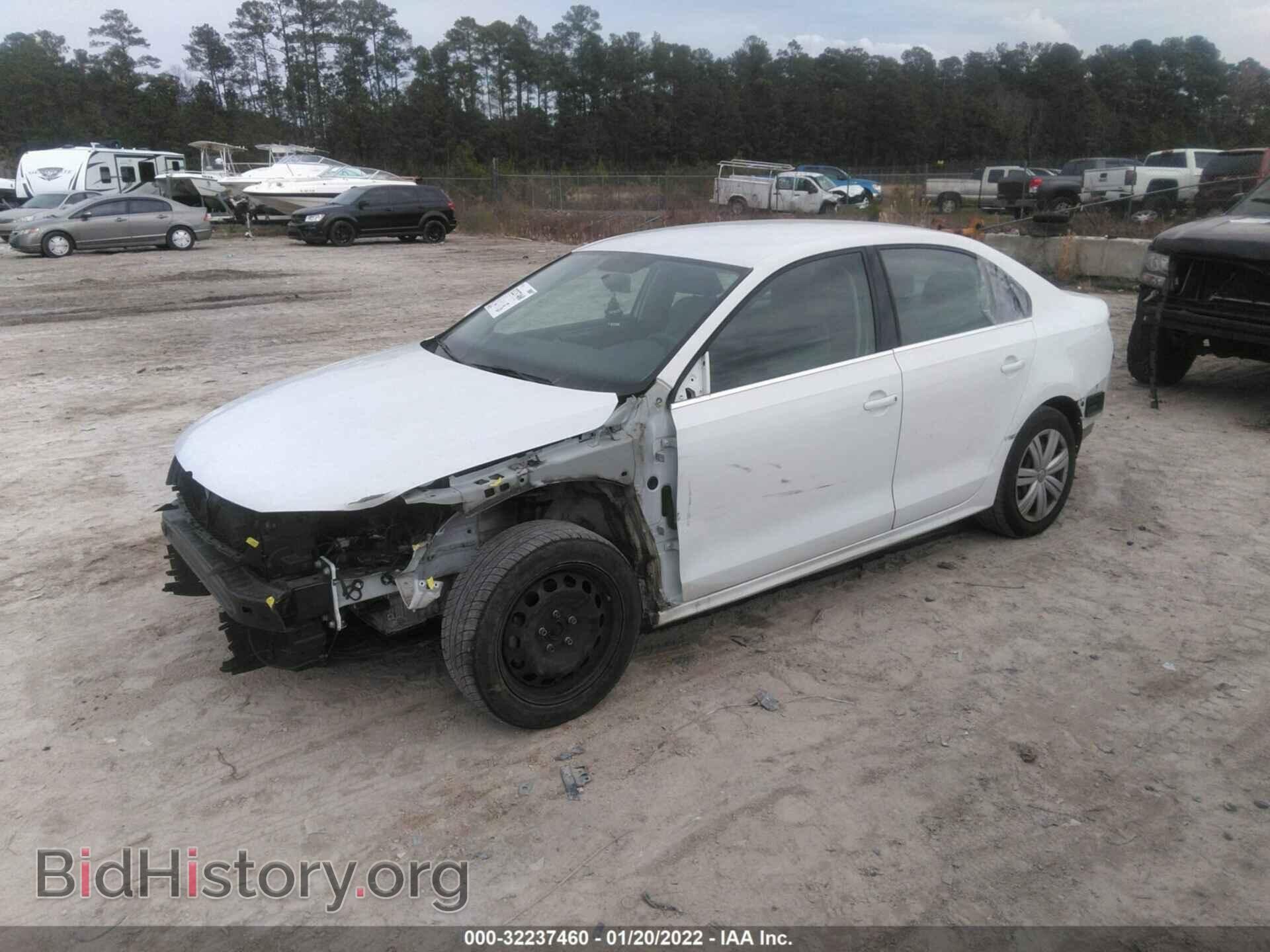 2017 VOLKSWAGEN JETTA - VIN: 3VW2B7AJ5HM332797 - Фото 2